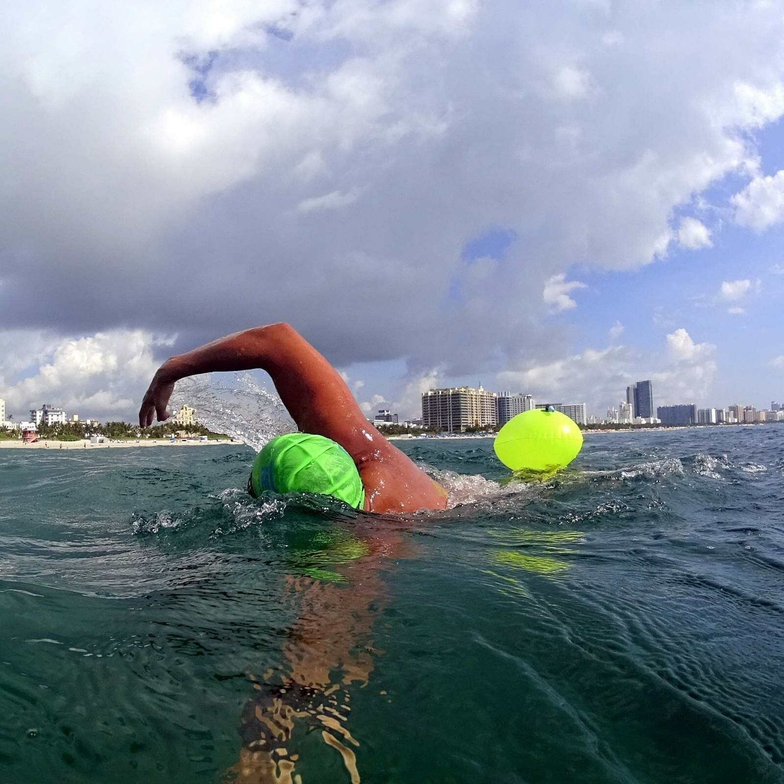 New Wave Swim Bubble for Open Water Swimmers and Triathletes – Fluo Green