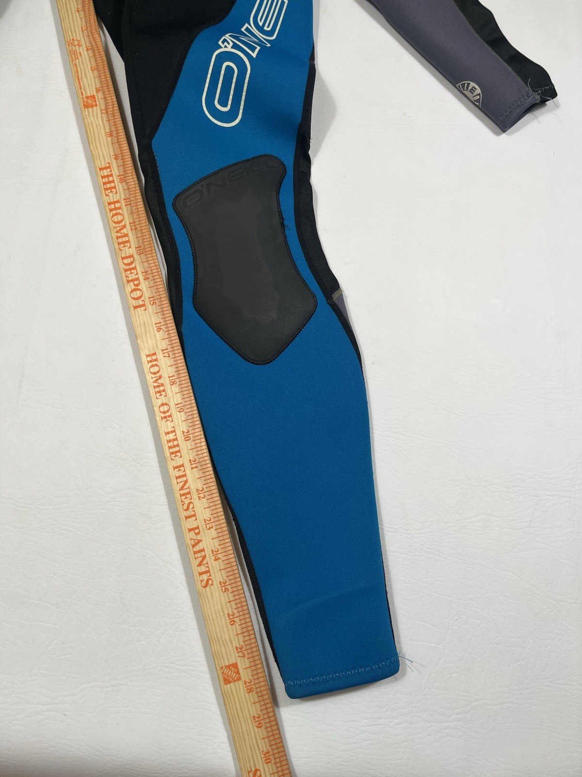 O’Neill Full Wetsuit Mens Medium Black Blue Gray 2mm Neoprene 7051