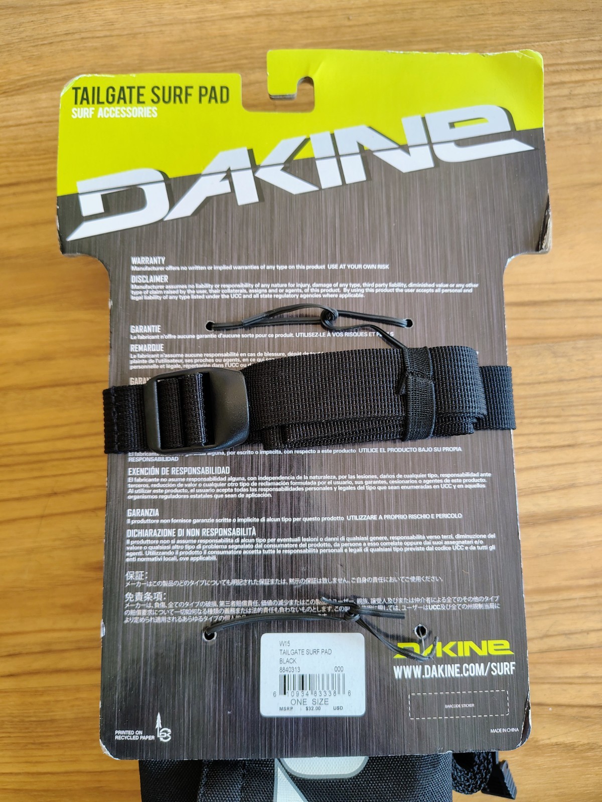 Dakine Tailgate Surf Pad Black – 23″ (60cm) One Size Fits Most Truck Tail Gates
