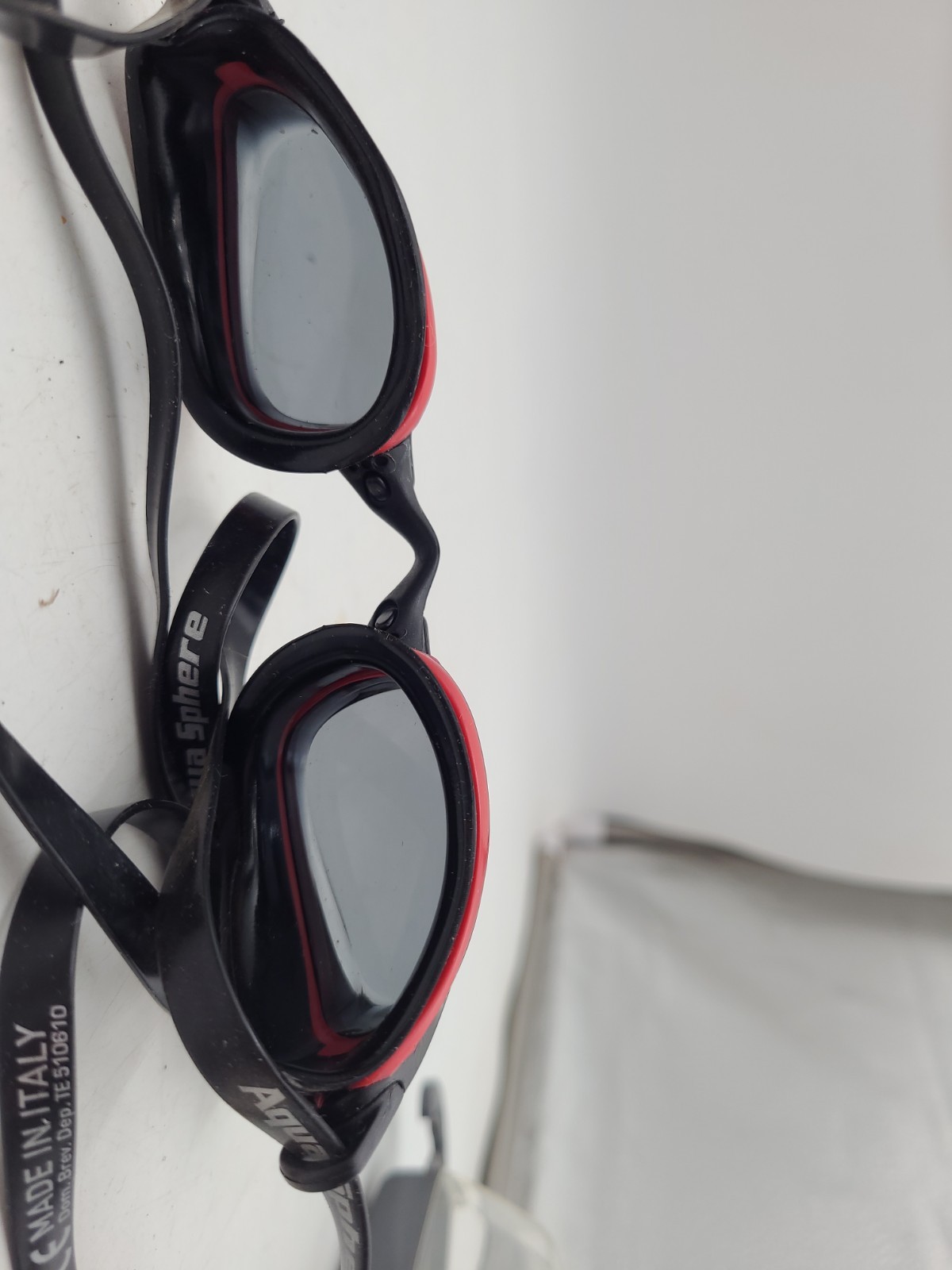 AQUA SPHERE MICHEAL PHELPS K180 SWIM GOGGLE ADULT BLACK/SILVER SMOKE LENSES