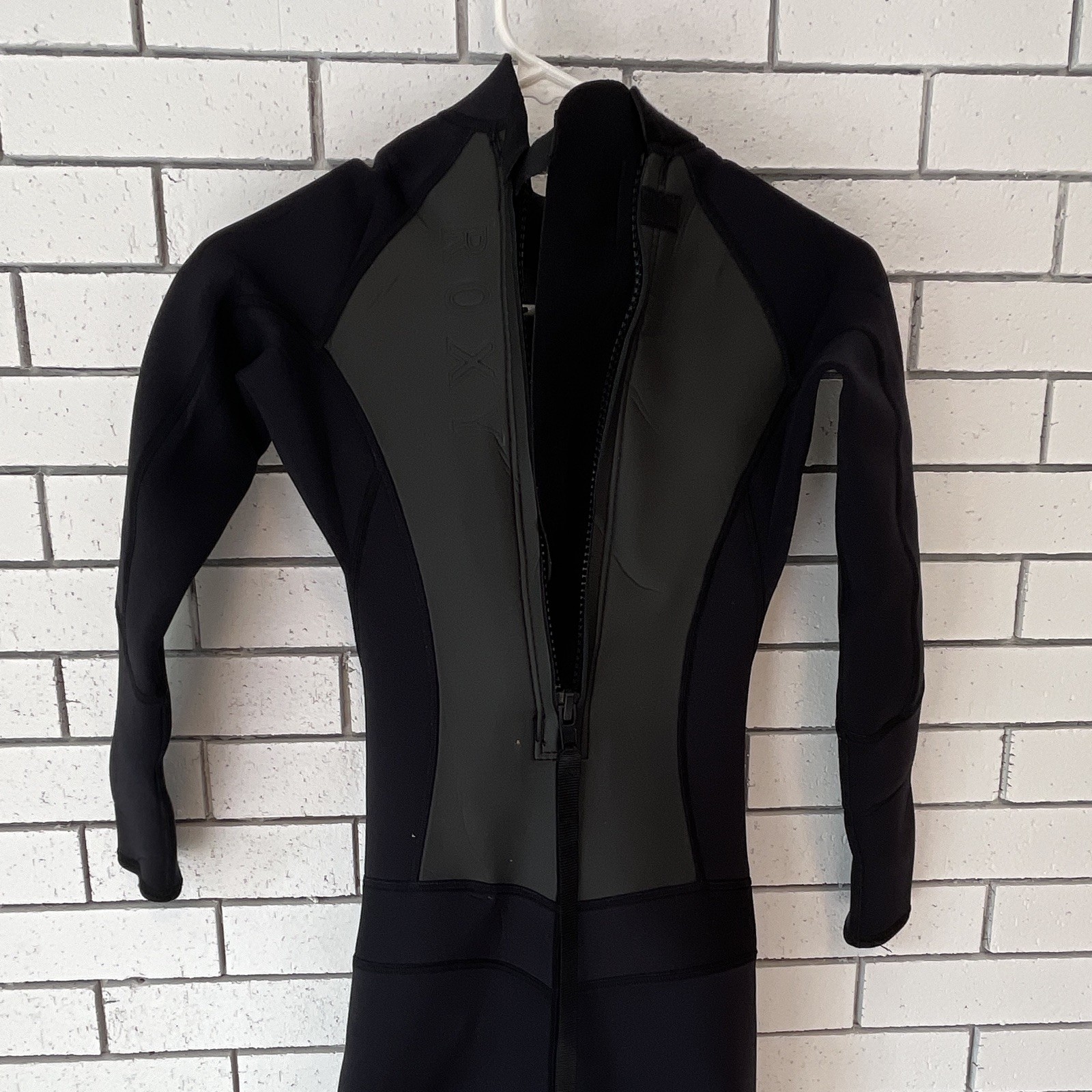 ROXY Women’s Full Wetsuit Black/Gray Size 4 Back Zip Long Sleeve