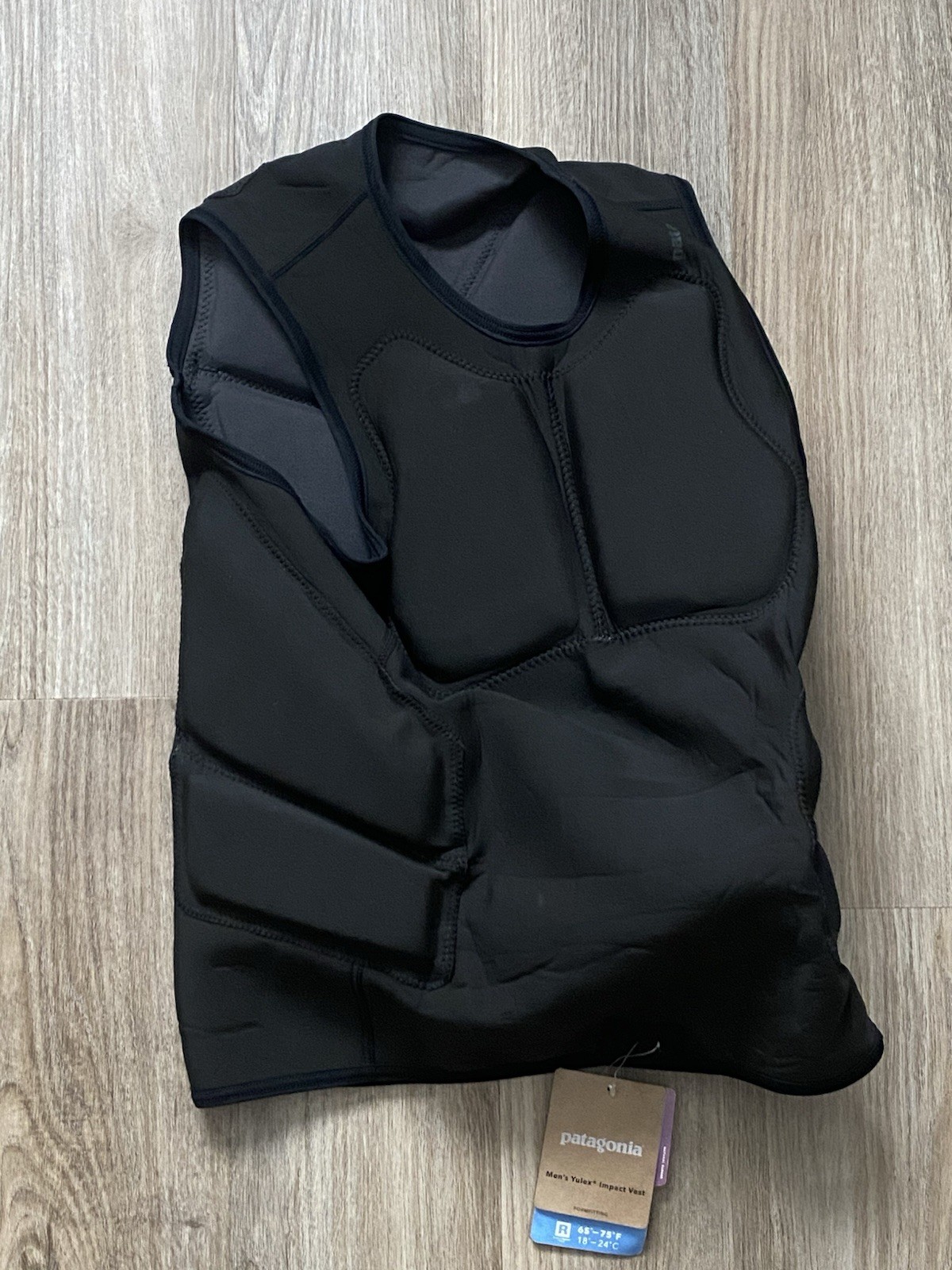 Patagonia Men’s Black Aqua Solvent Free Stretch Yulex Impact Vest Size L NEW