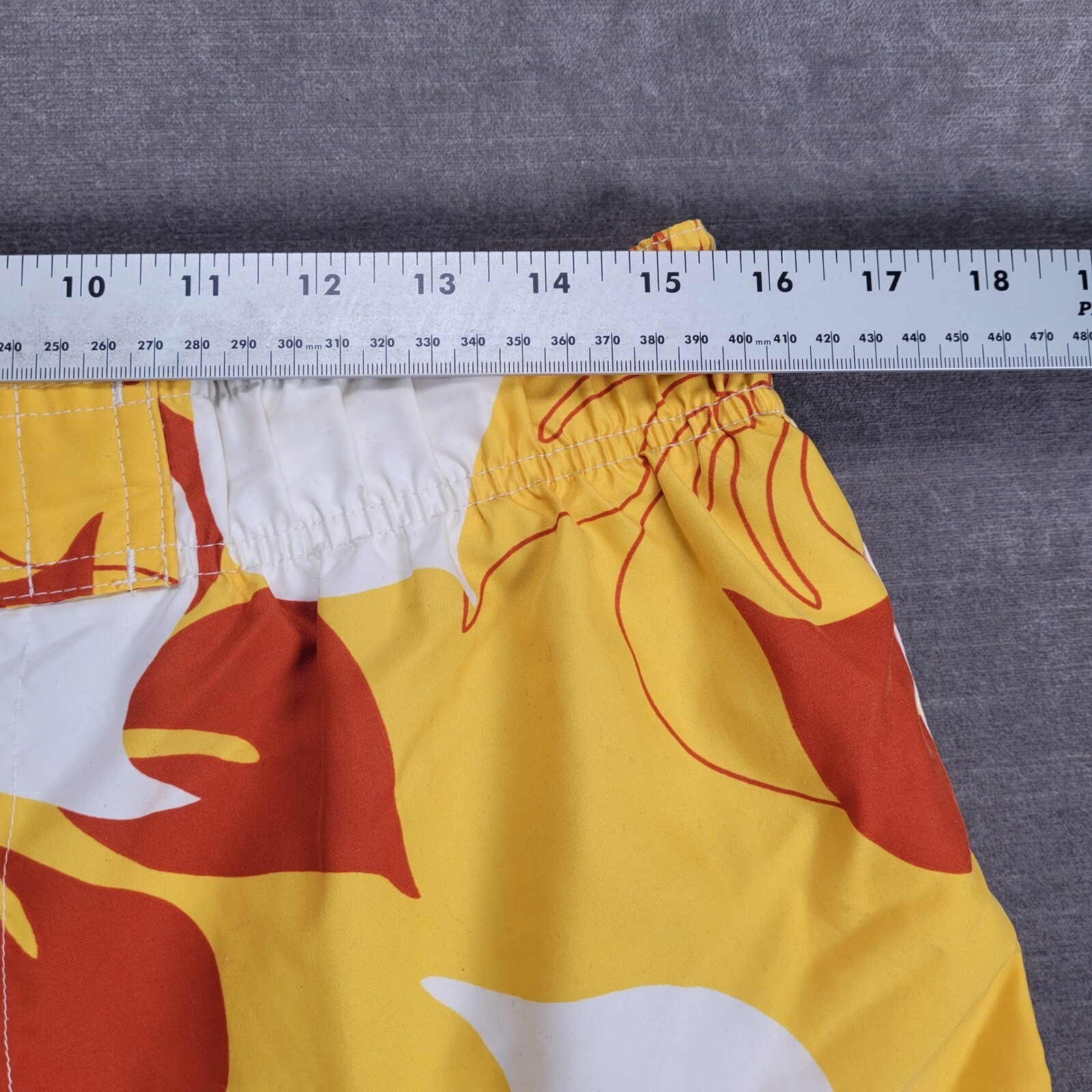 Nike Y2K Floral Swim Trunks Hawaiian Yellow Orange White Mens Medium M