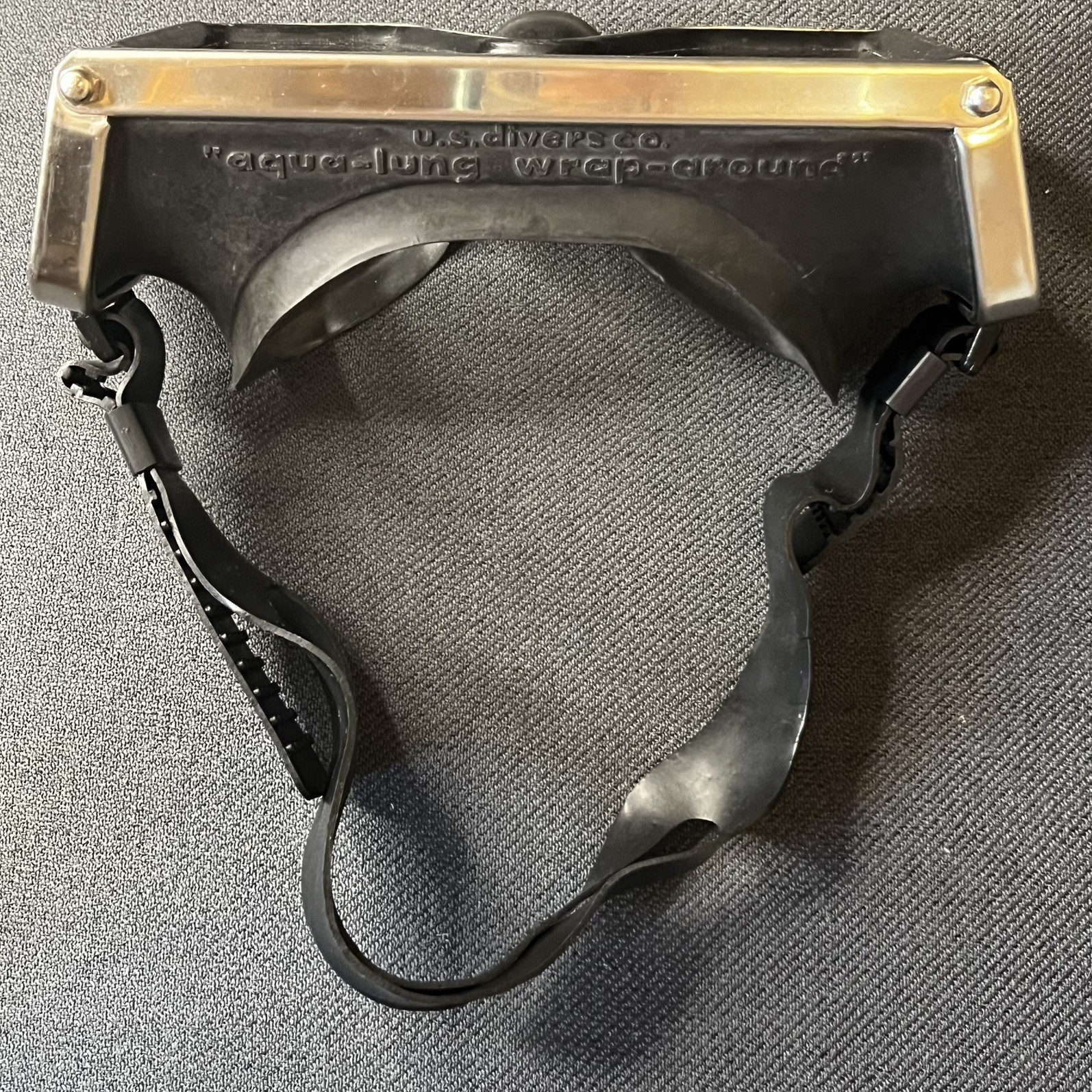 Vintage US Divers Aqua Lung Wrap Around Scuba Dive Mask Goggles Tempered Glass