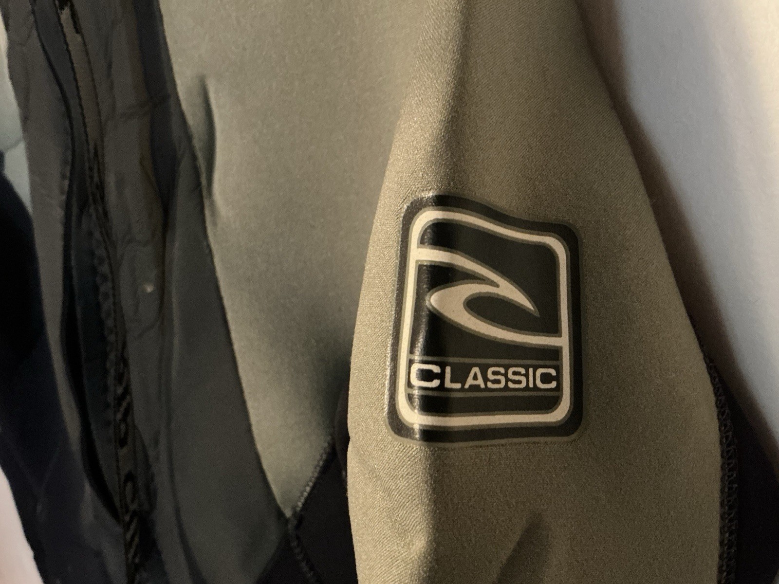 Rip Curl Classic Wet Suit Mens XL – Black & Army Green – Rare