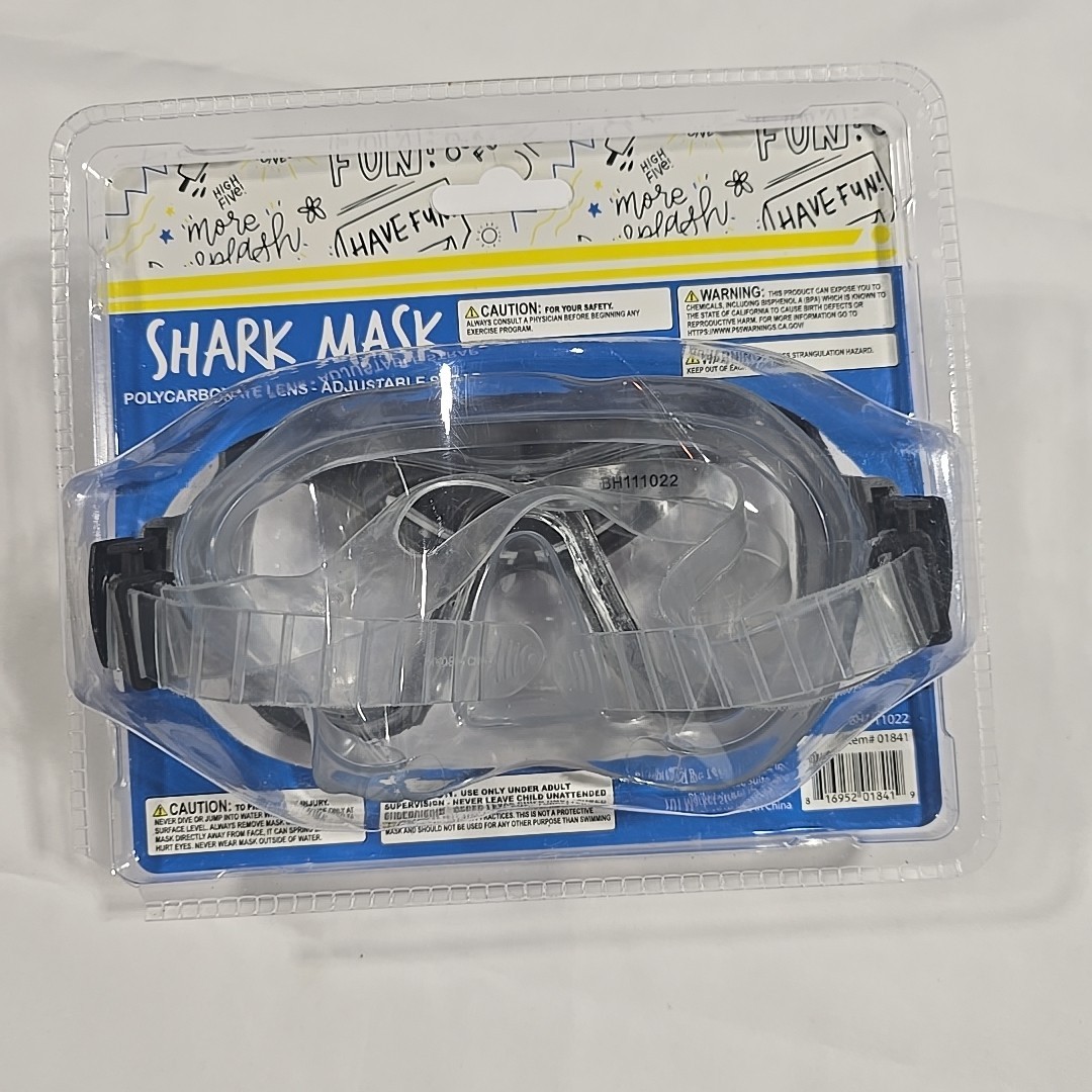 High Five Shark Mask Swim Goggles Mask Latex Free Kids Sealed Shark Teeth Dive
