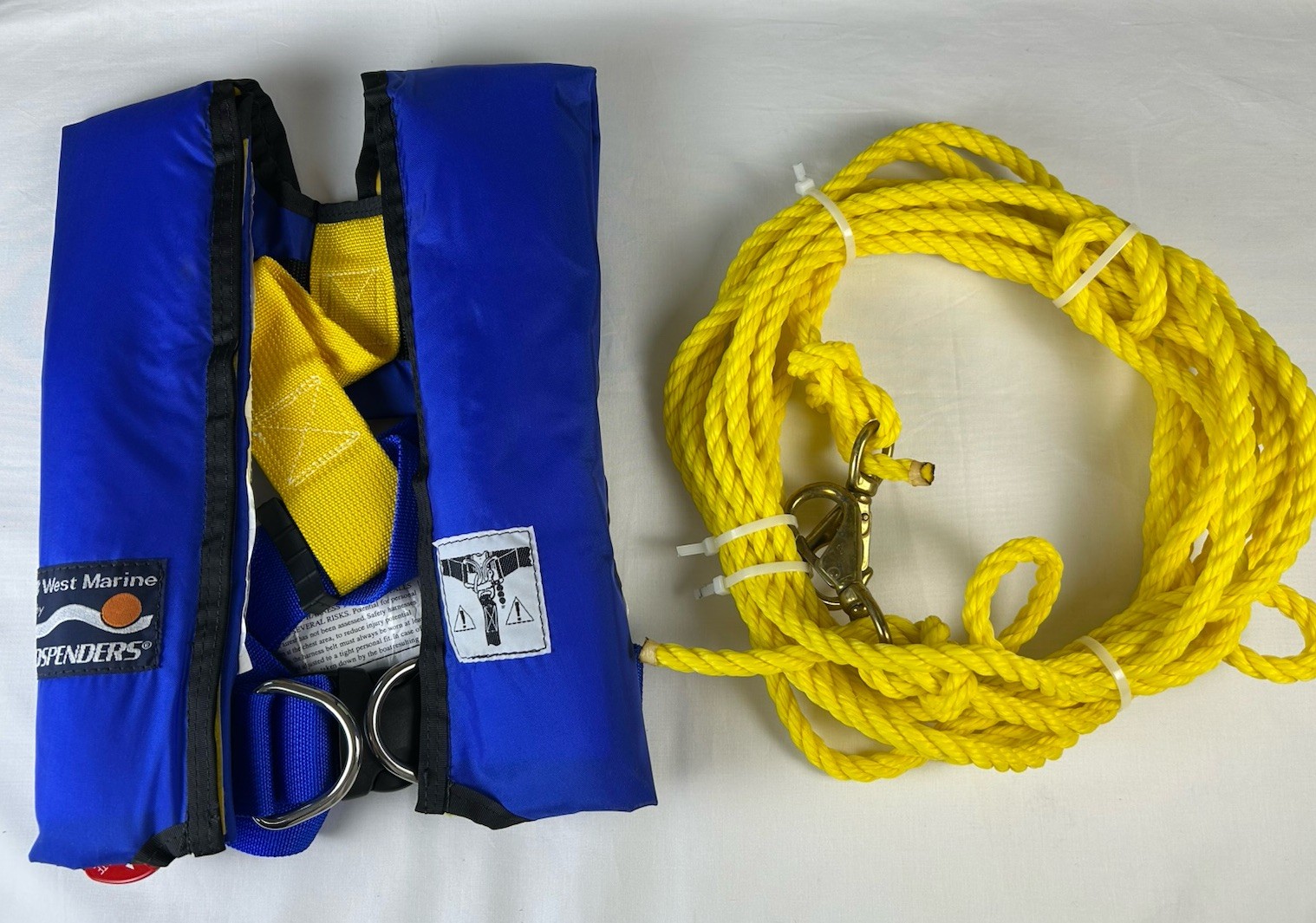 West Marine by Sospenders Life Vest Type V Model 38AHAR with 26’ Braided Rope
