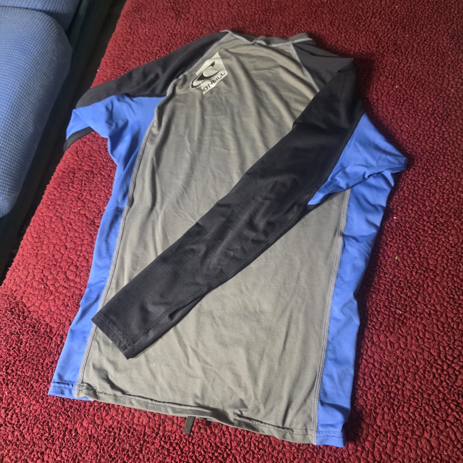 O’Neill Rash Guard Men’s X-Large Gray Blue Black Long Sleeve Surf Shirt