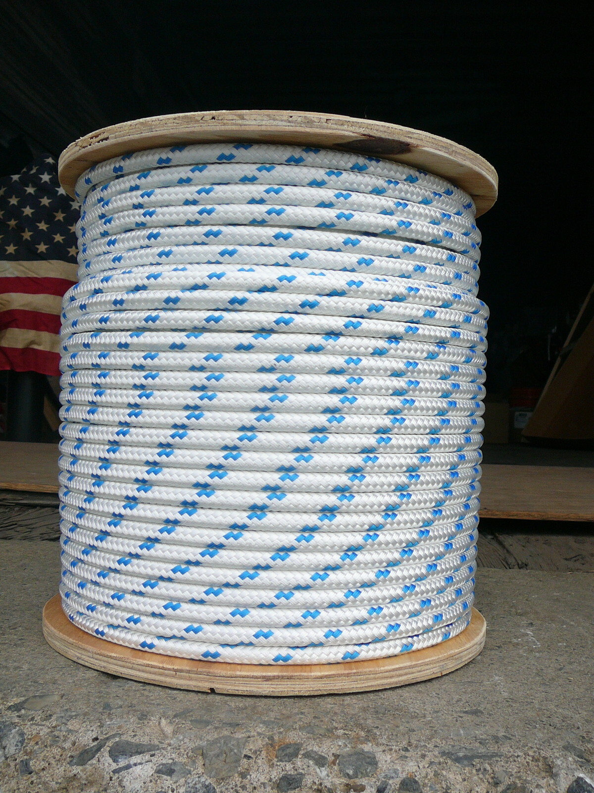 Sailboat Rigging Rope 3/8″ x 100′ White/Blue Double Braided Sheet Halyard Line