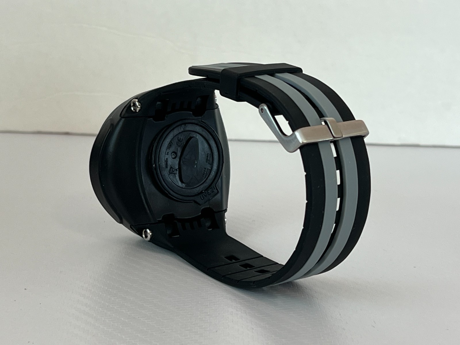 Cressi Leonardo Wrist Computer – Black/Gray – Returned – 2 Dives Logged