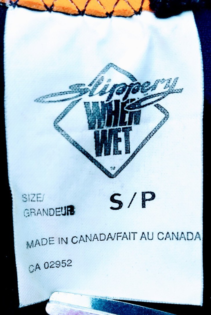 Slippery When Wet Freestyle Pro Full Black Orange WETSUIT Surf 4:2 mm EUC Small