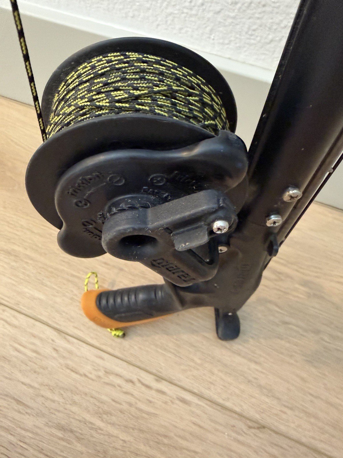 Mares Viper Pro 100 cm World Champion Spearfishing Speargun w/ Factory Reel