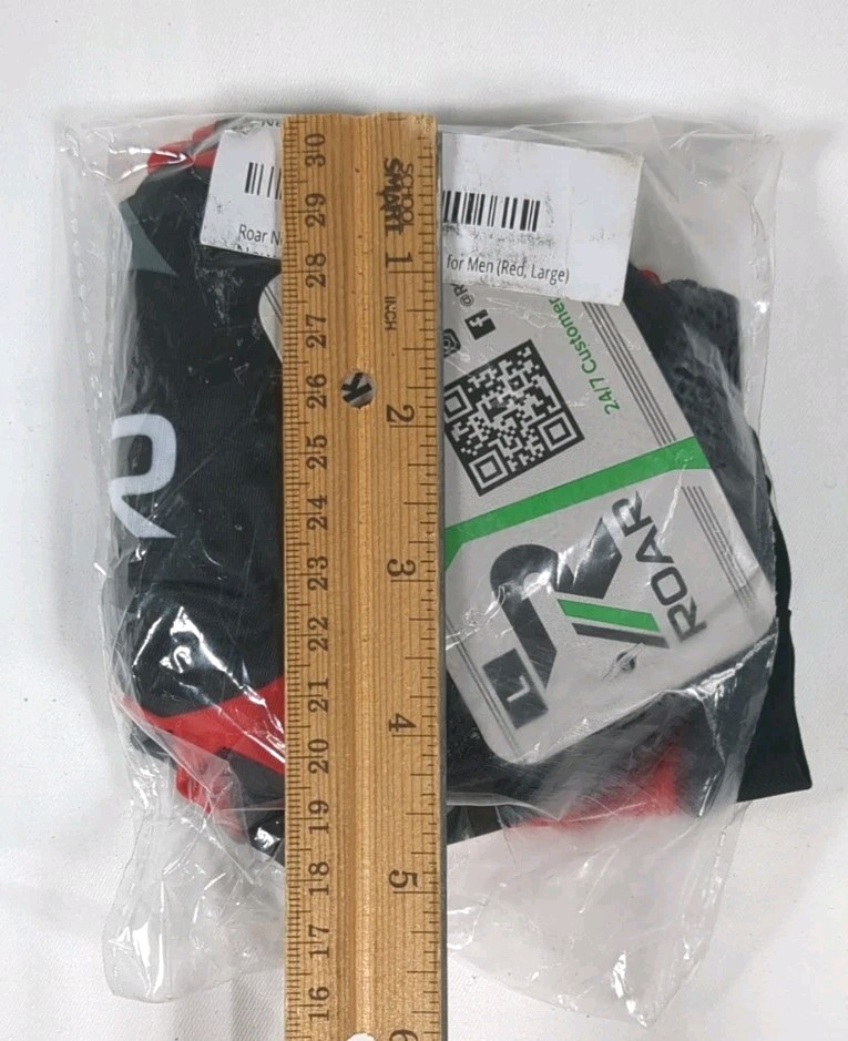 Roar Neoprene Socks MMA Men’s Red Large NWT Padded Black Silver Sports Athletic