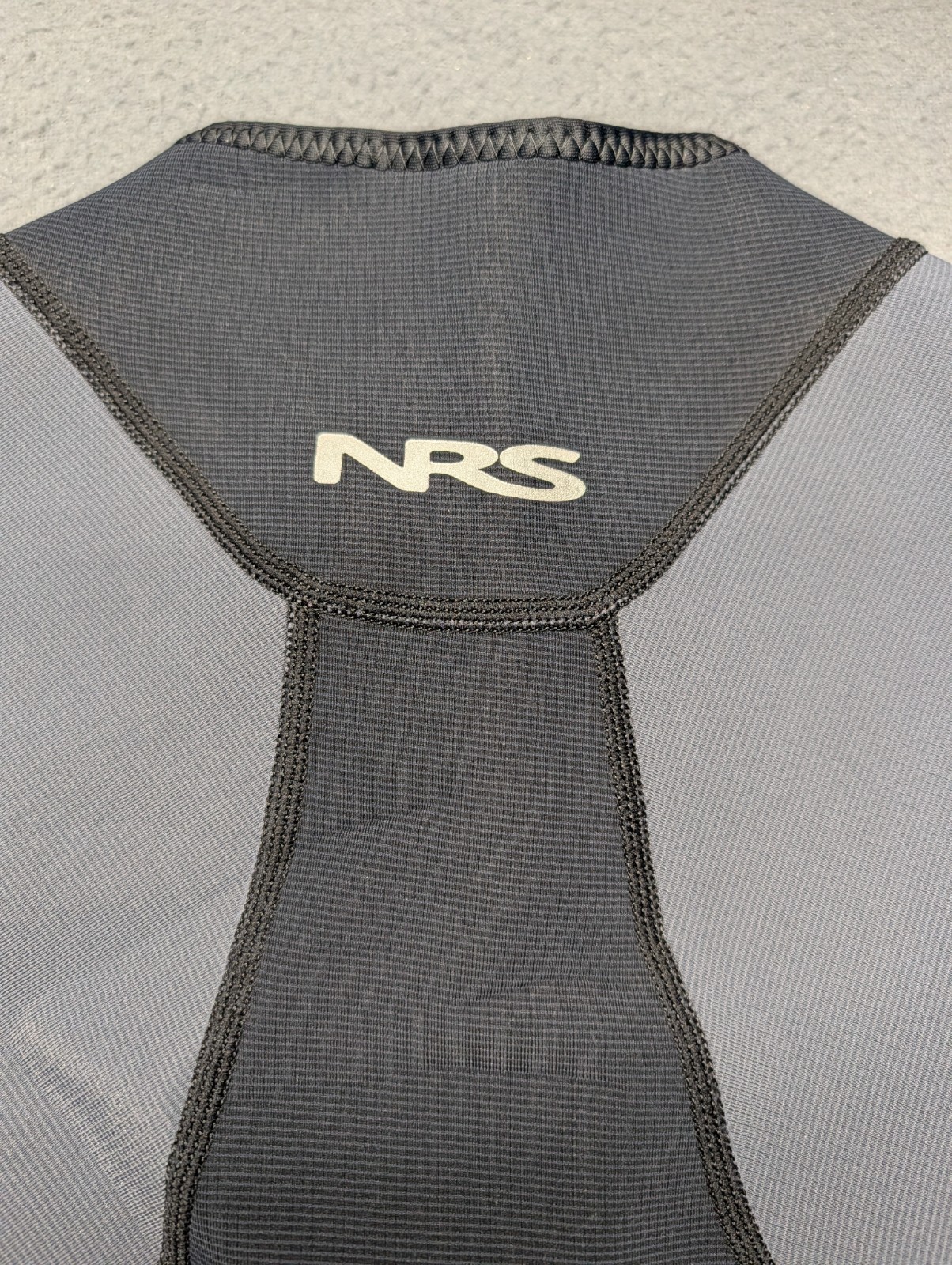 NRS Men’s Hydroskin 1.5 Neoprene Paddling Jacket Size Medium Cold Water Kayak