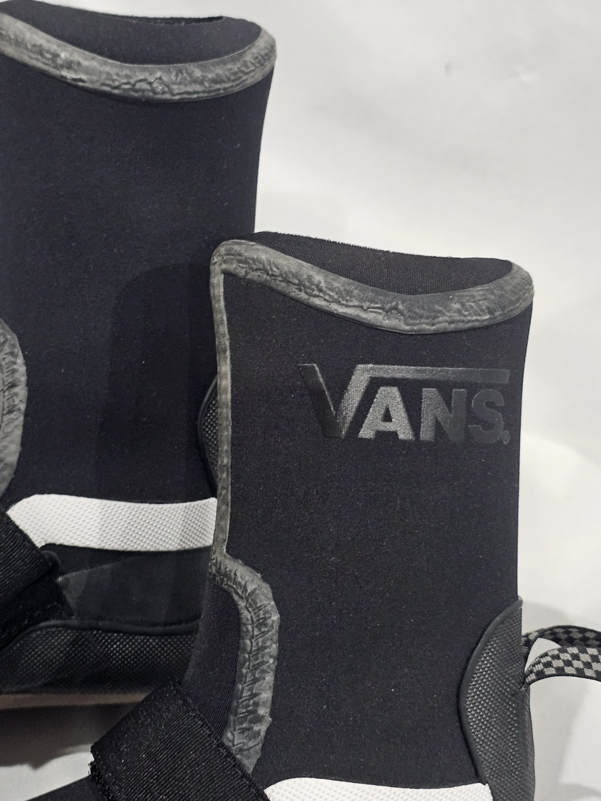 Vans 5mm Surf Boot 2 Hi V Wetsuit Booties Black/White Various sizes