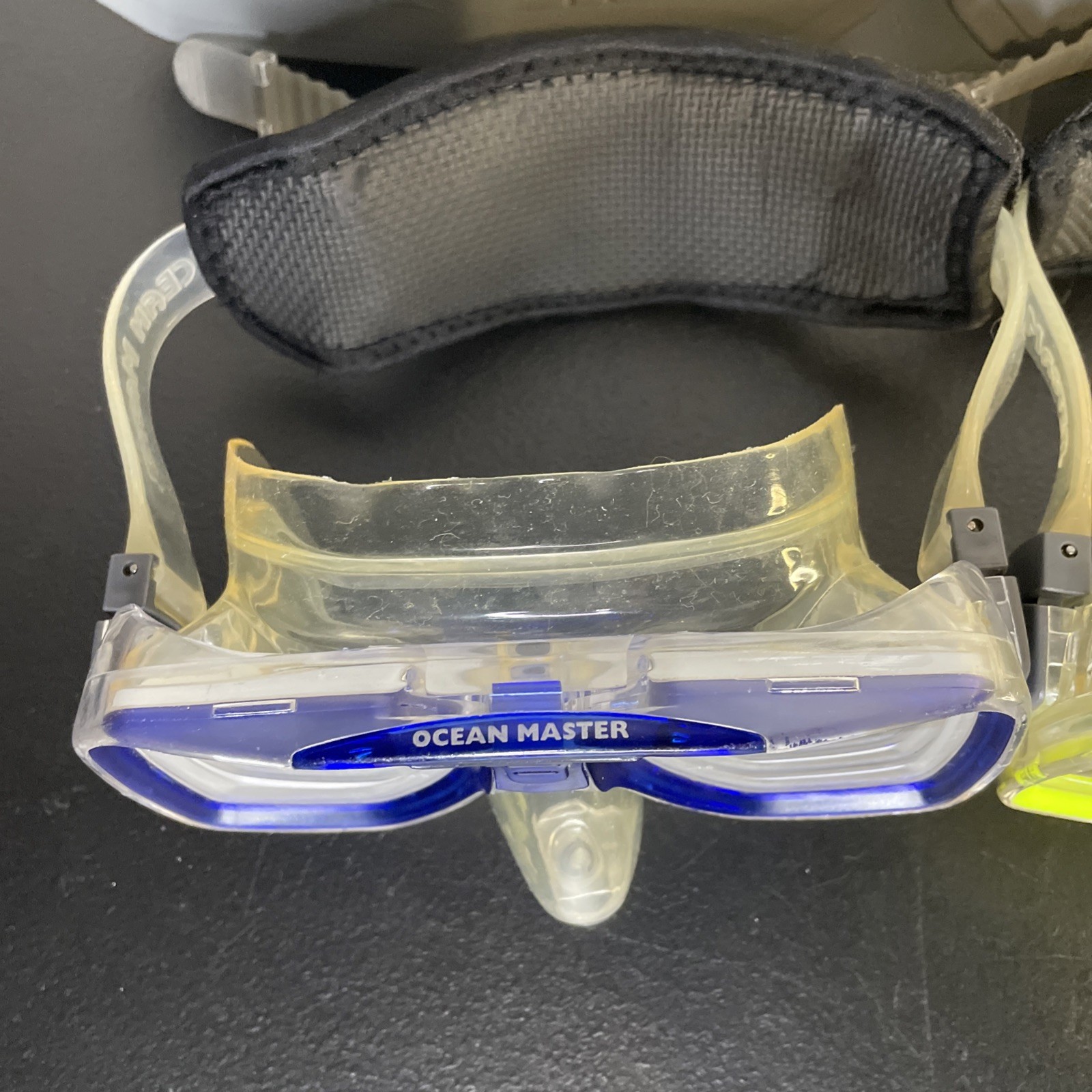 Ocean Master Tempered Glass Snorkeling Masks Q Strap Lot Of 3 With Cases