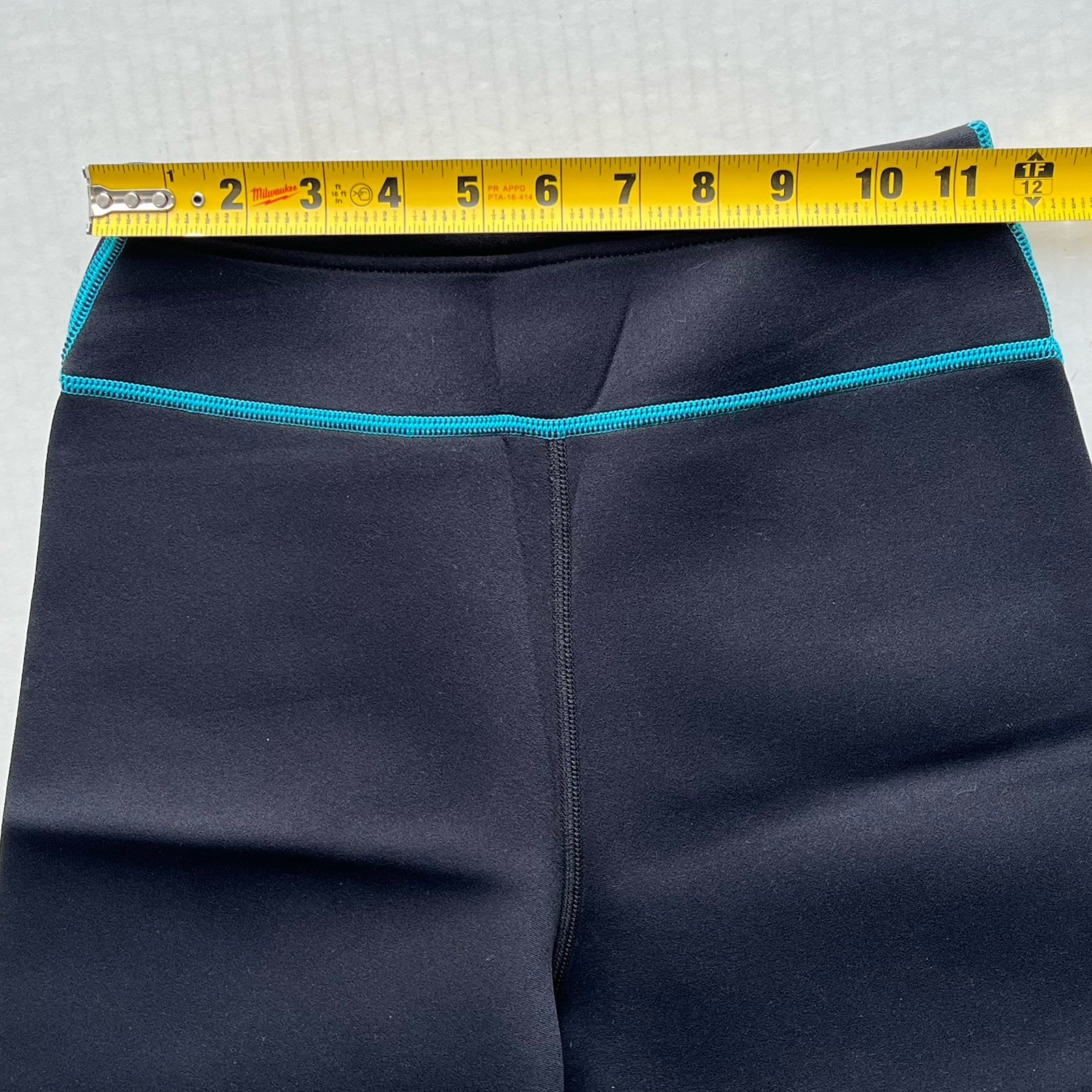 GoldFin Wetsuit Shorts Womens M Black Neoprene 2mm Diving Watersports Aerobics