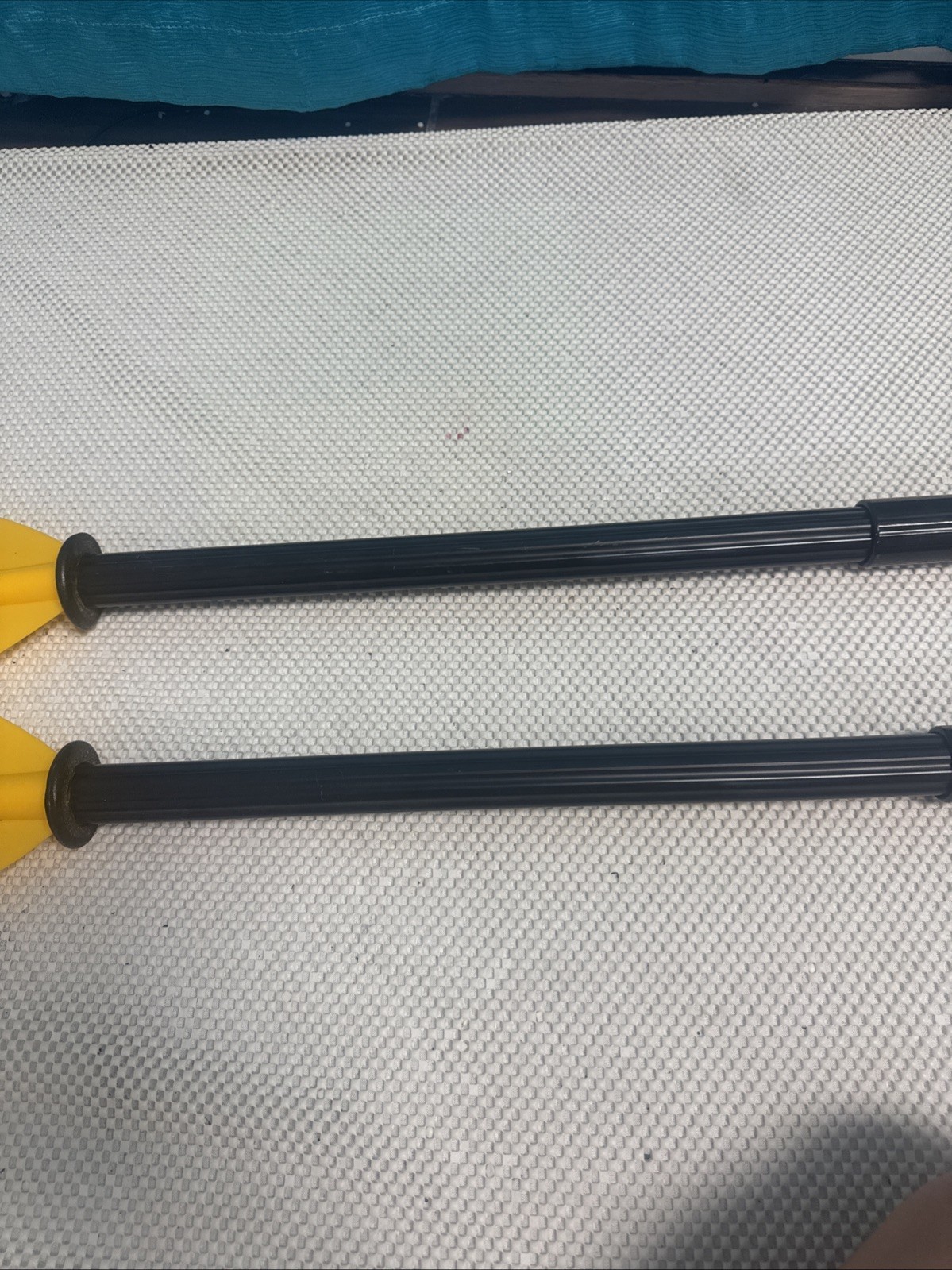 Intex 59623e 48″ Boat Paddles Ribbed French Oars/ Inflatable Rafts detachable