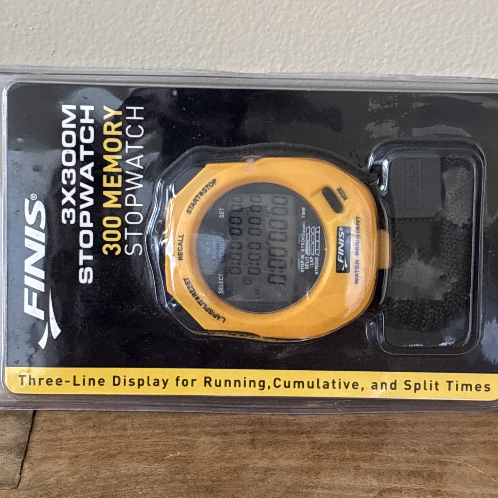 FINIS 3 x 300 Memory Stopwatch Timer Swimming Running Water Resistant NEW