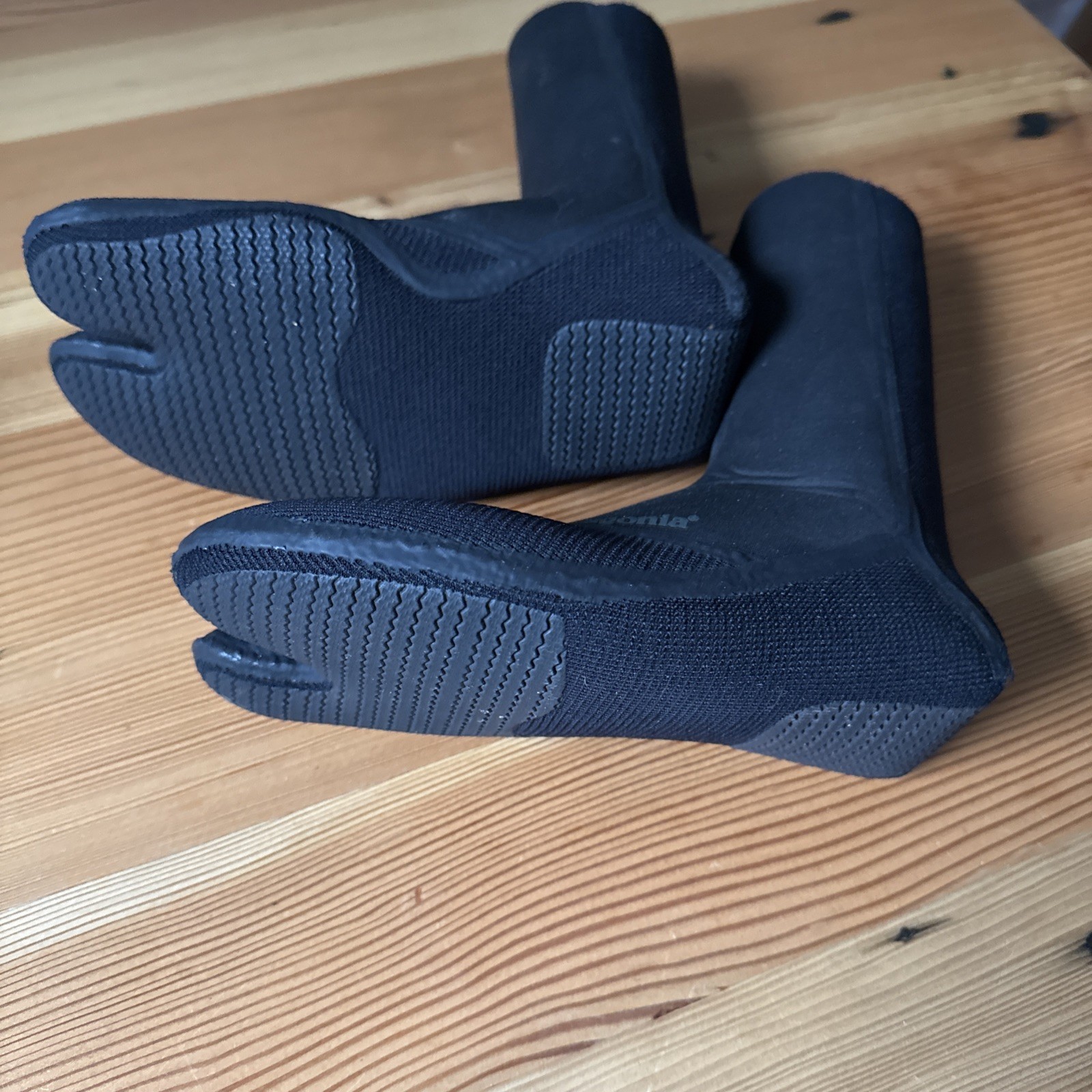 Patagonia R4 Yulex Split Toe Hybrid Wetsuit Booties Medium
