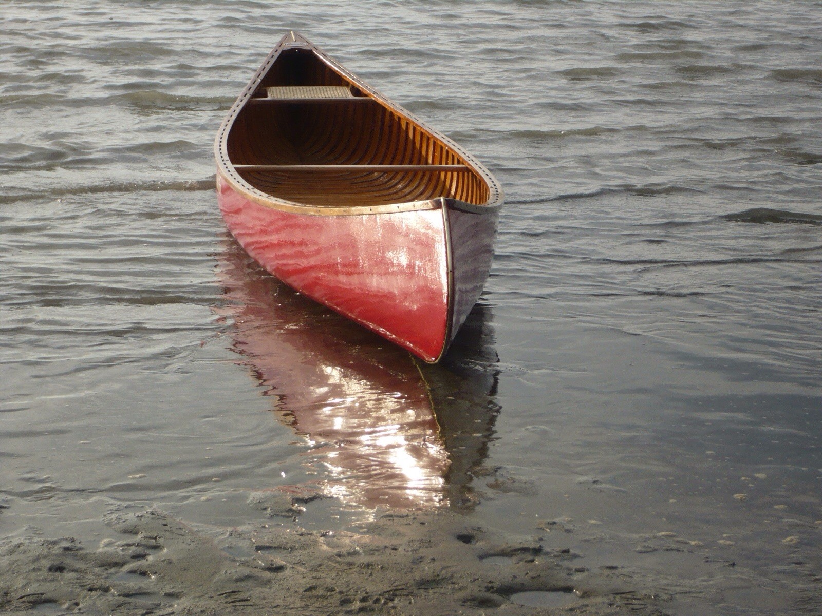 I’m selling a refurbished 1968 Old Town Canoe Trapper 15