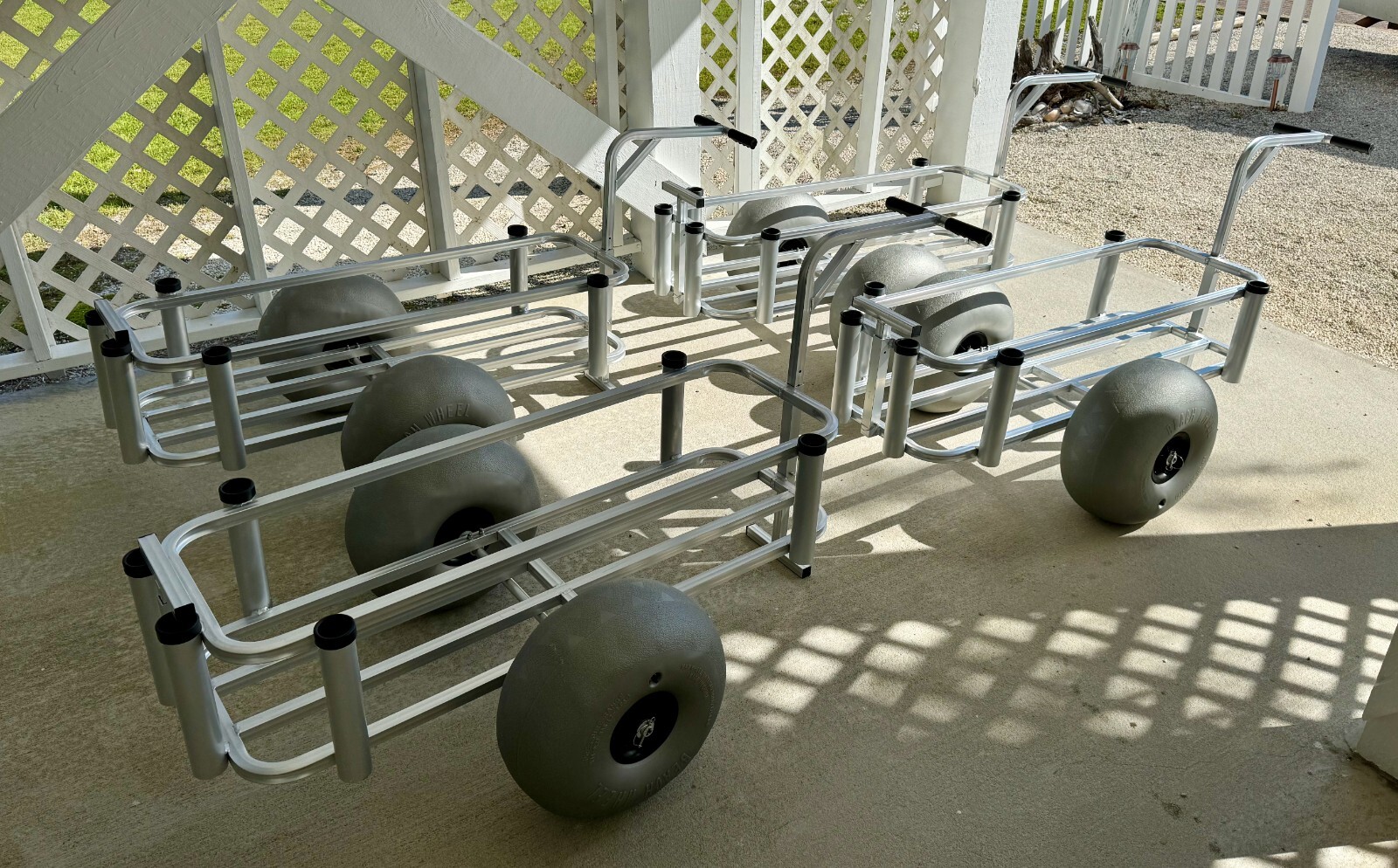 BEACH-WHEELS Beach Wheel 20mm Axle Kit (38″ AXLE ONLY)