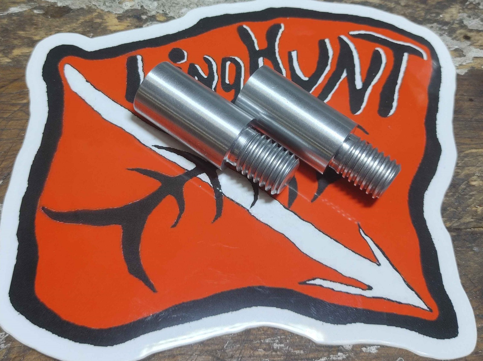 5/8″ Adapter 1/2″-13 Male x 1/2″-13 Female Aluminum B2325-60