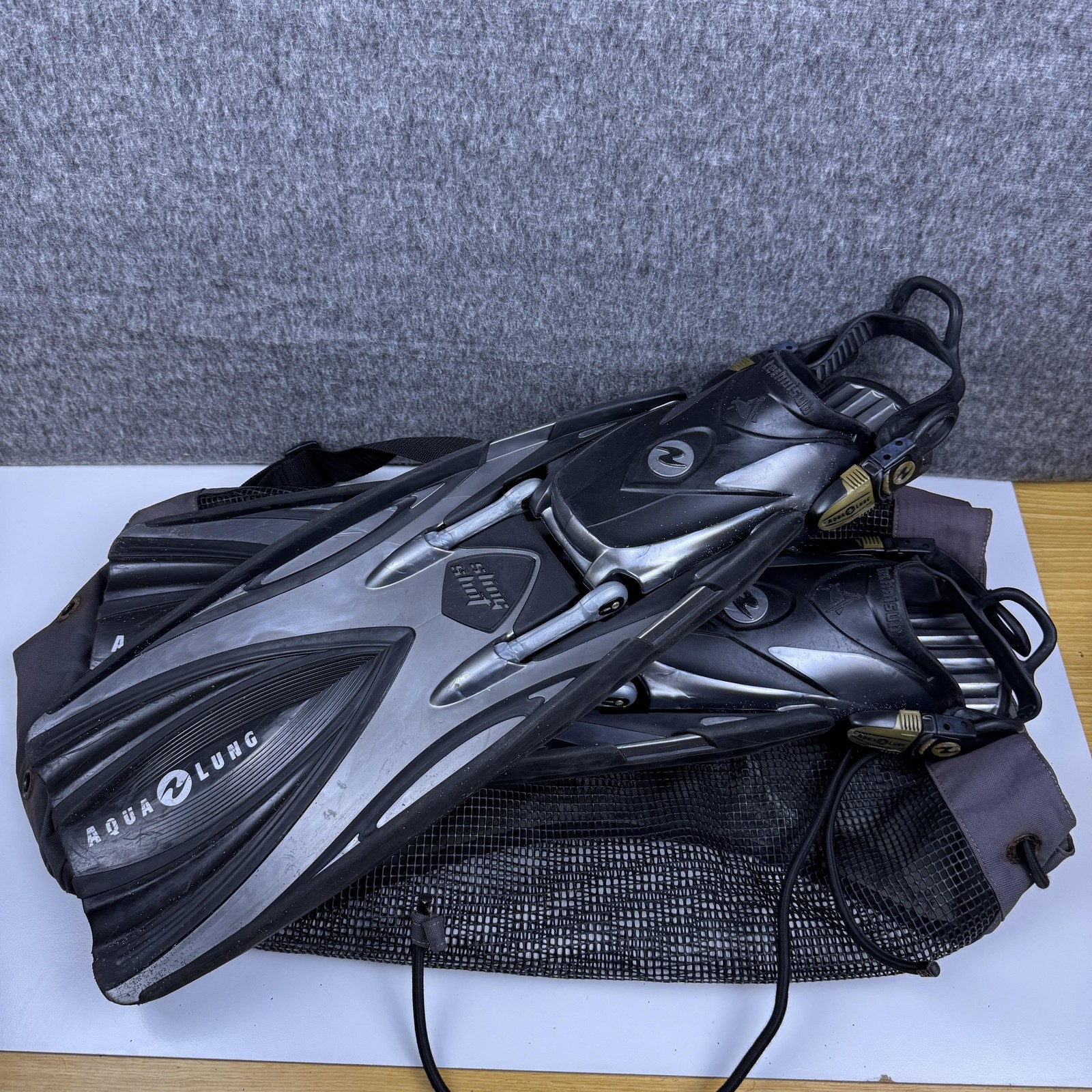 Aqua Lung Slingshot Fins Large Open Heel Adjustable Scuba Dive Swim Black Gray