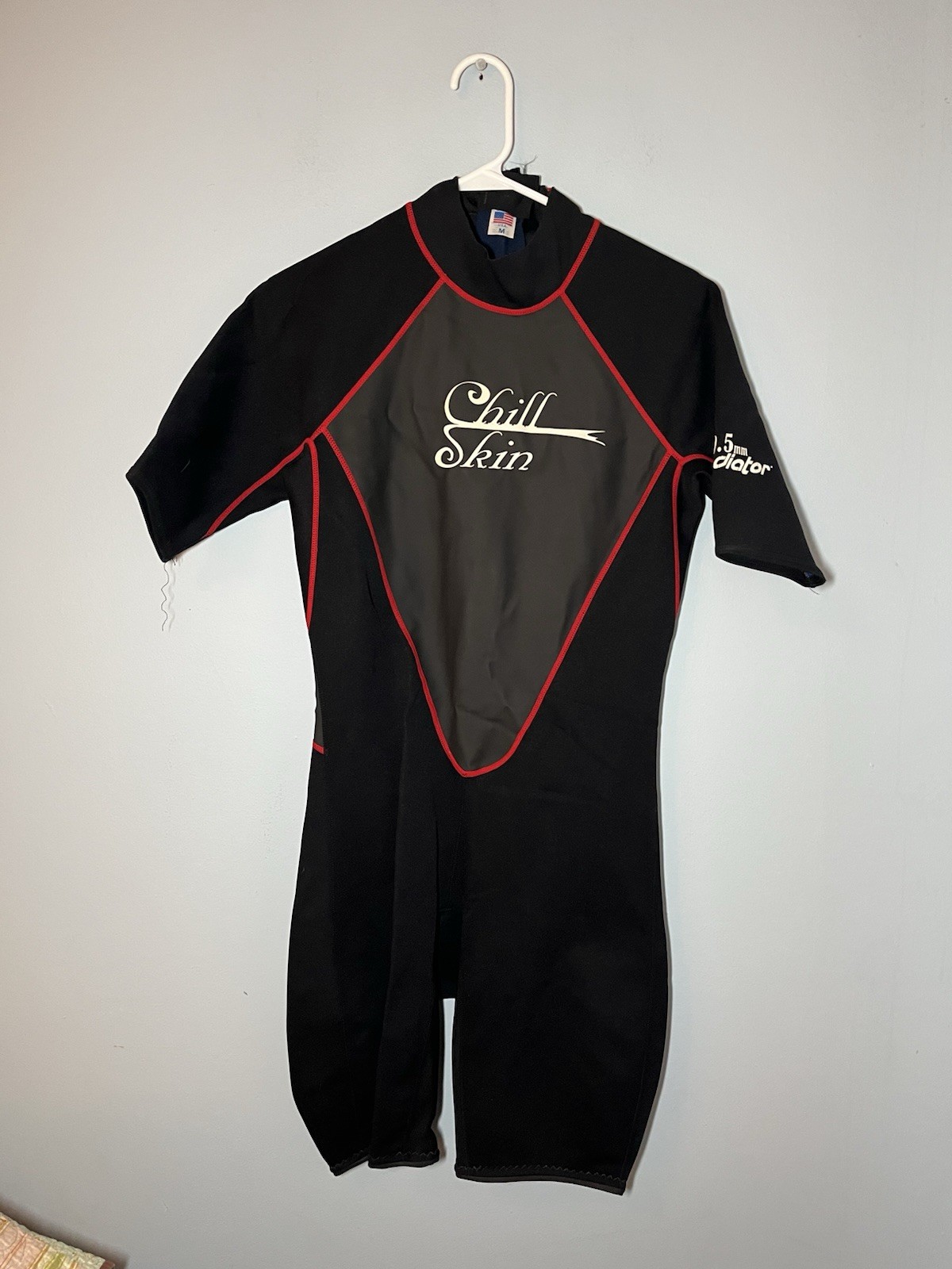 Gladiator Women’s Shorty Wetsuit Black/Red Gray .5mm Spring Suit Size M Back Zip