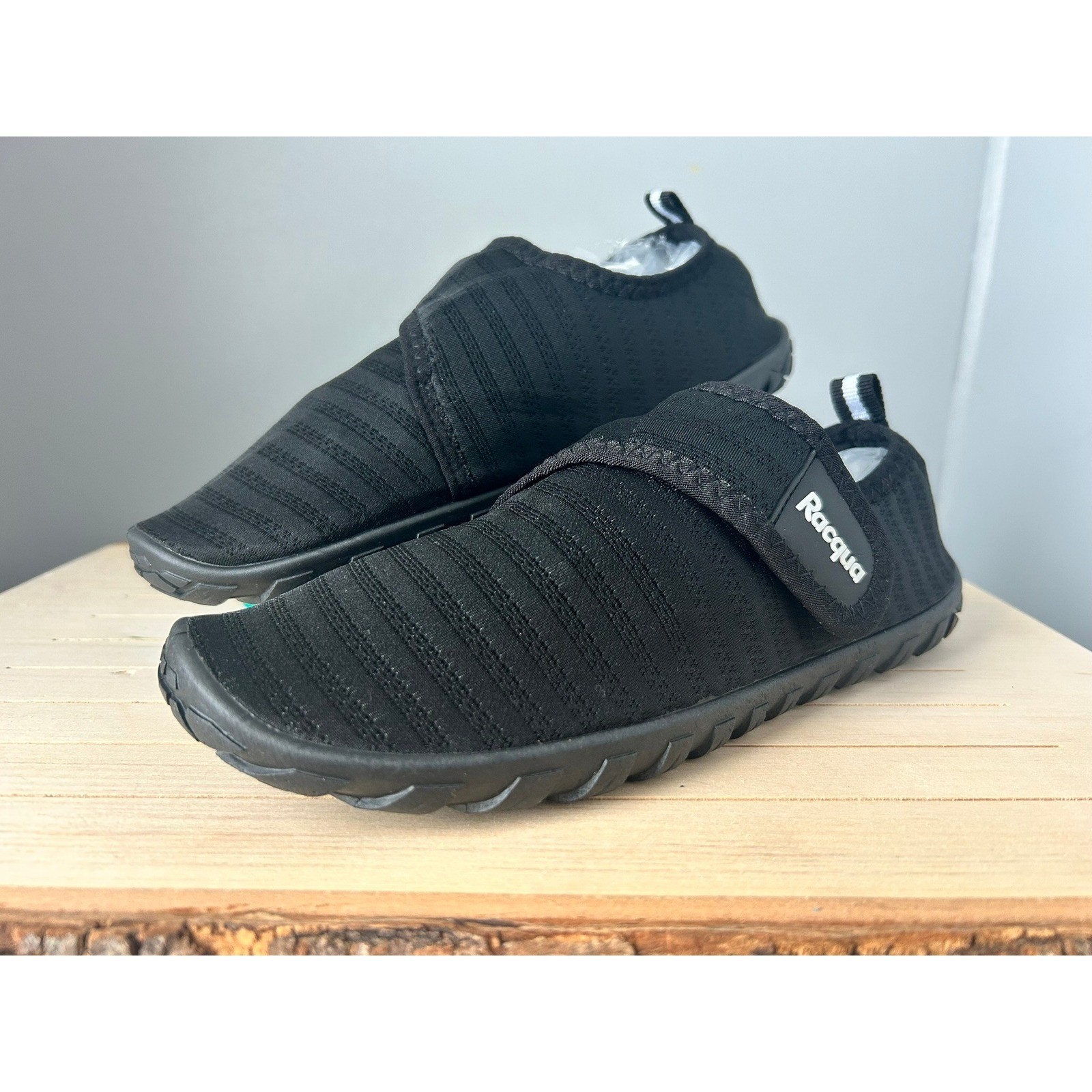 Racqua Water Shoes Black Hook and Loop Slip On water shoes