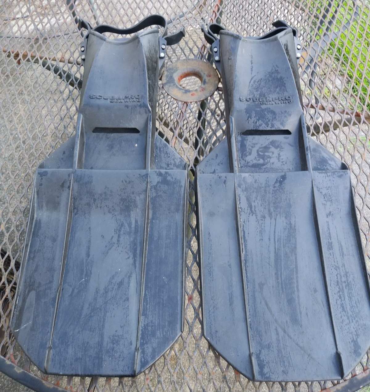 Vintage SCUBAPRO SEA WING X-Large DIVING SCUBA SNORKELING Black 25-550-000