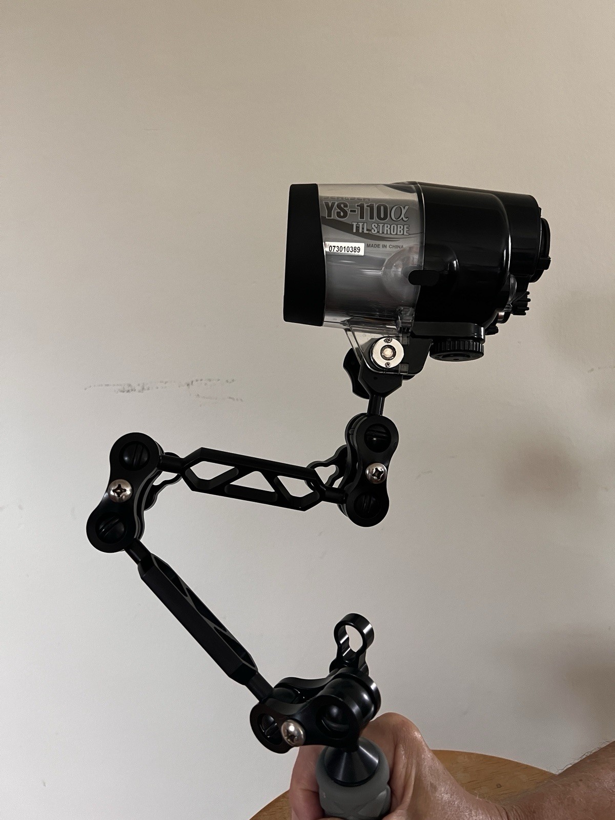 SEA & SEA YS-110a TTL STROBE-Never Used+2 Camera Plates,Serfas Post+Conn.+AKONA