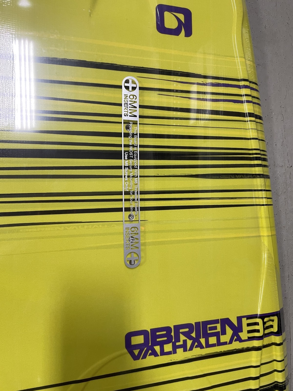 O’BRIEN VALHALLA 133CM PROGRESSIVE ROCKER WAKEBOARD YELLOW / BLACK / PURPLE