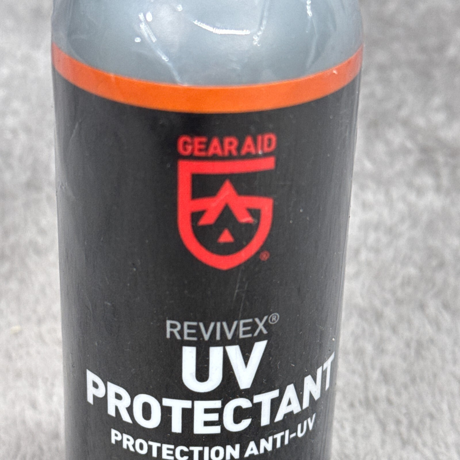 GEAR AID UV Protectant and Conditioner for Plastic Vinyl Rubber Nylon 4 fl oz