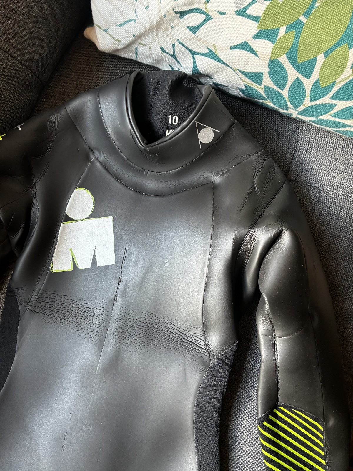 Aqua Sphere “Rage” Full Body Wetsuit – Size 10 (youth)