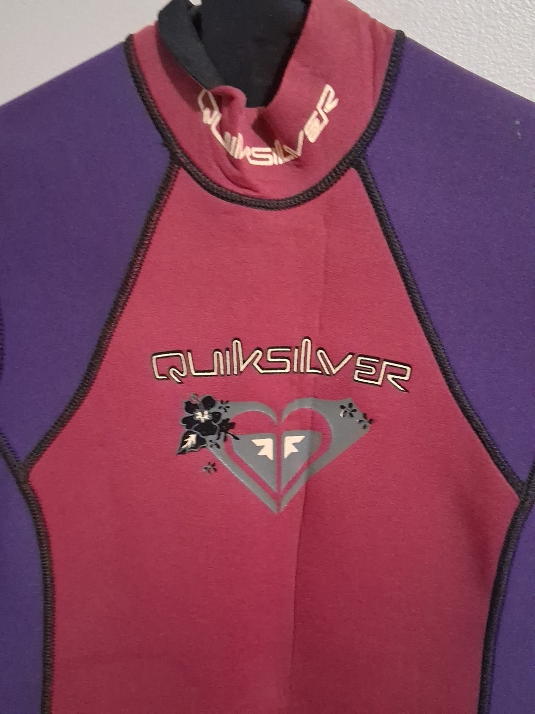 QUICKSILVER KID’S WETSUIT SIZE 10 2X2 SUPERSTRETCH