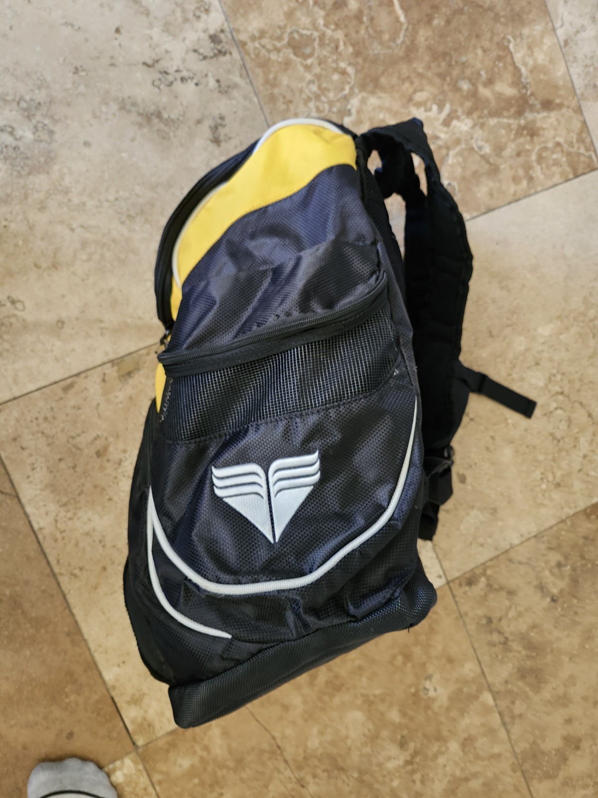 TYR Alliance Swim Bag Backpack Large Black/Yellow GreatCondition Team 5+ Pockets