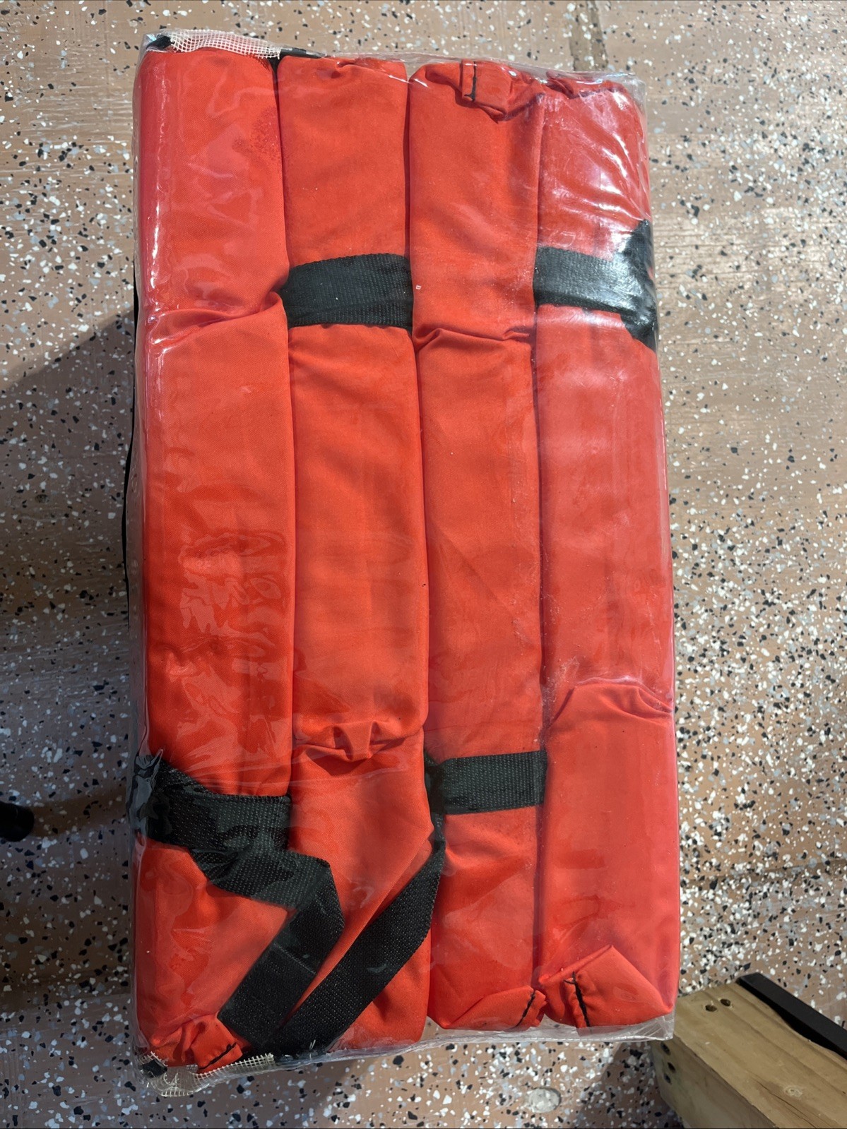 Life Vests West Marine™ 4-Pack w/bag Type 2 Adult Size 30″ -52″ Model 595134