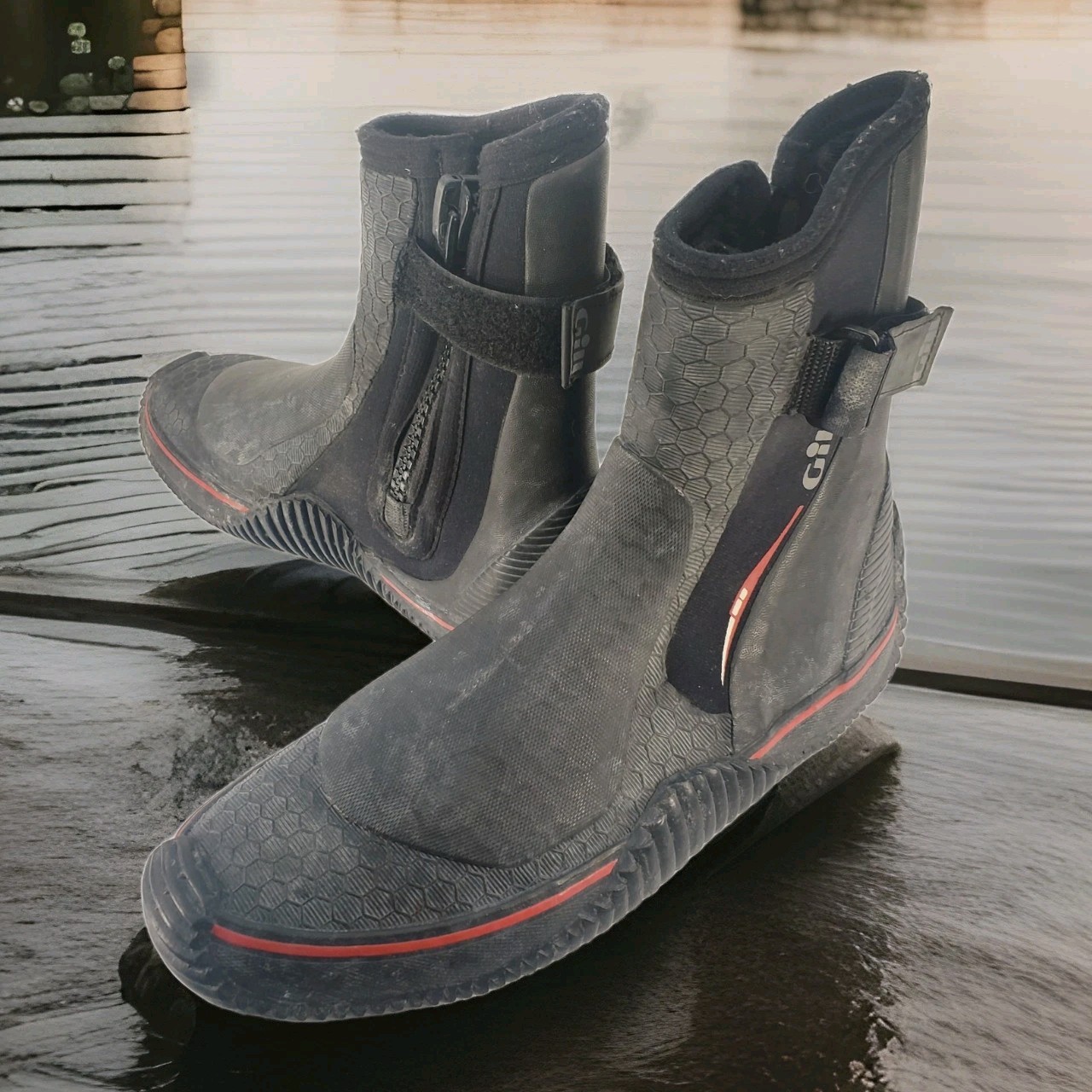 Gill Dinghy Sailing Boots Black Red Neoprene Side Zip Men SZ 9 Wading Boots