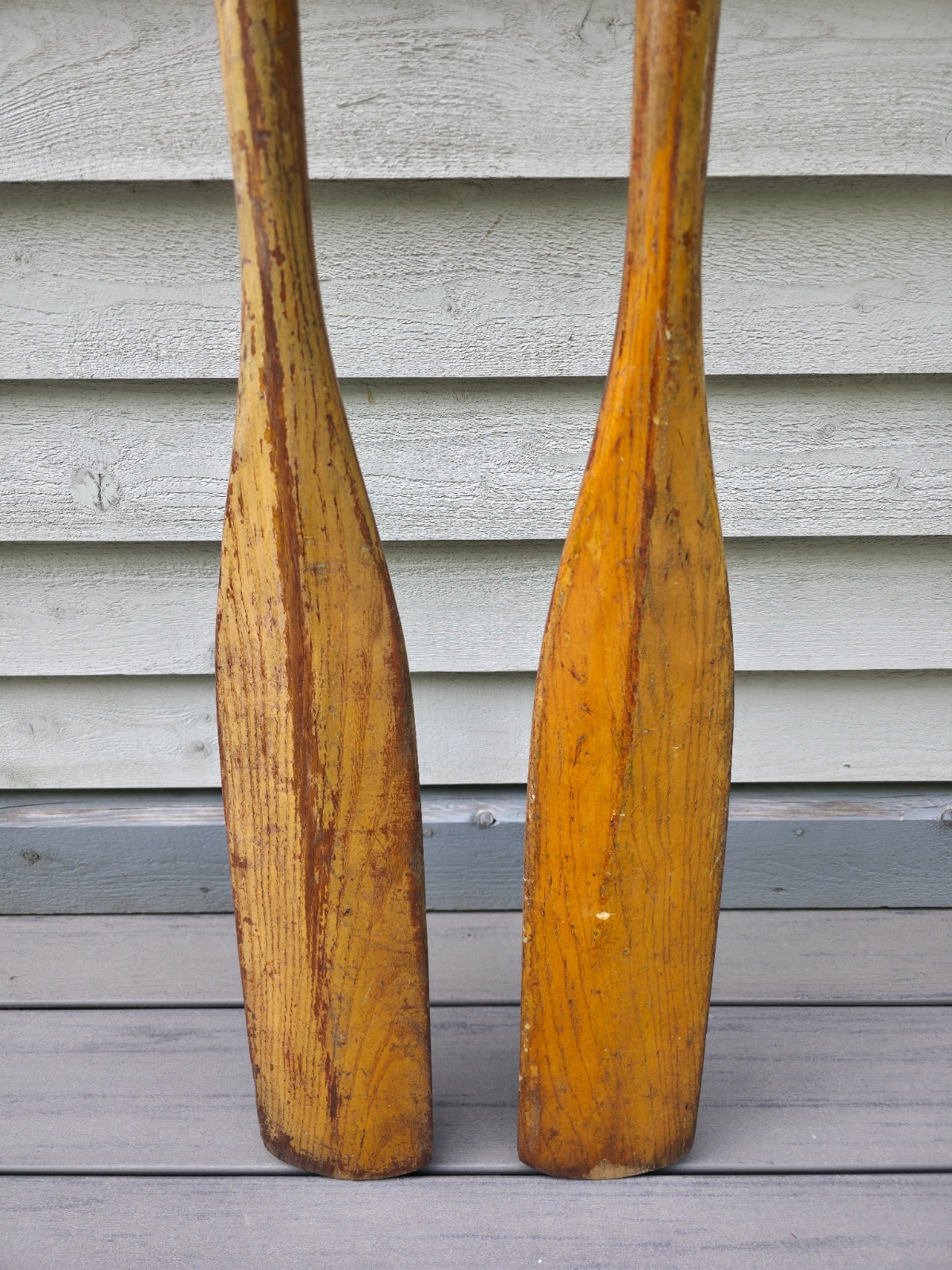 VINTAGE Old LIGHT BROWN Wooden Paddles Oars with OARLOCKS Measures 72″ 6 ft