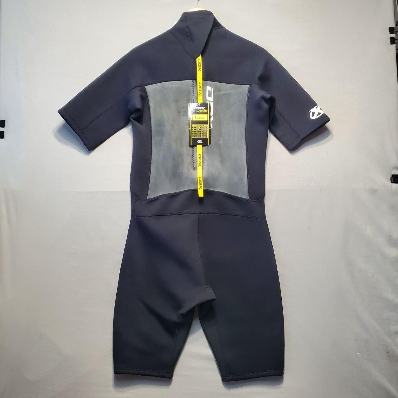 NWT DBX 3/2mm Shorty Wetsuit Mens XL Neoprene Black Gray Back Zip Surf Dive Swim