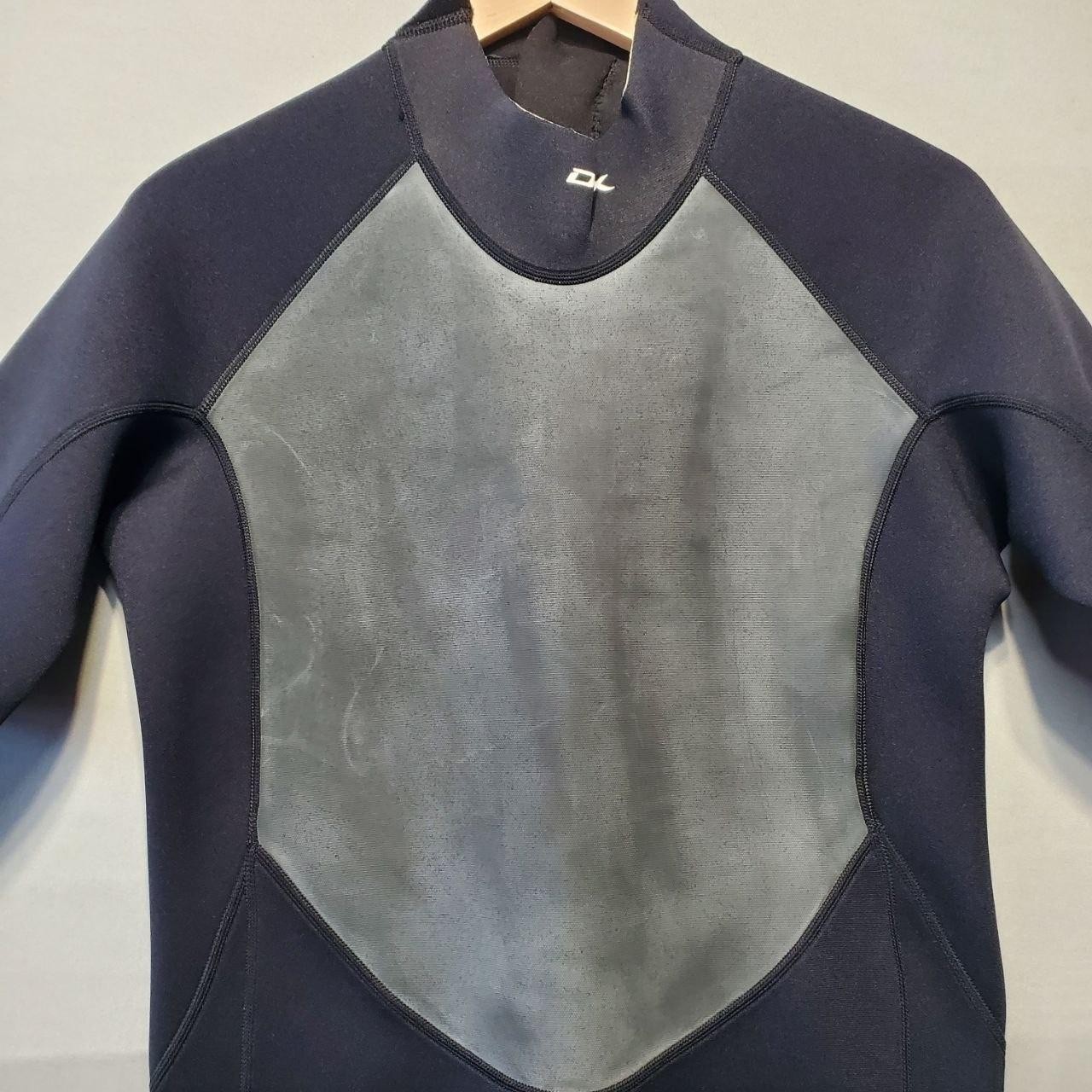 NWT DBX 3/2mm Shorty Wetsuit Mens XL Neoprene Black Gray Back Zip Surf Dive Swim