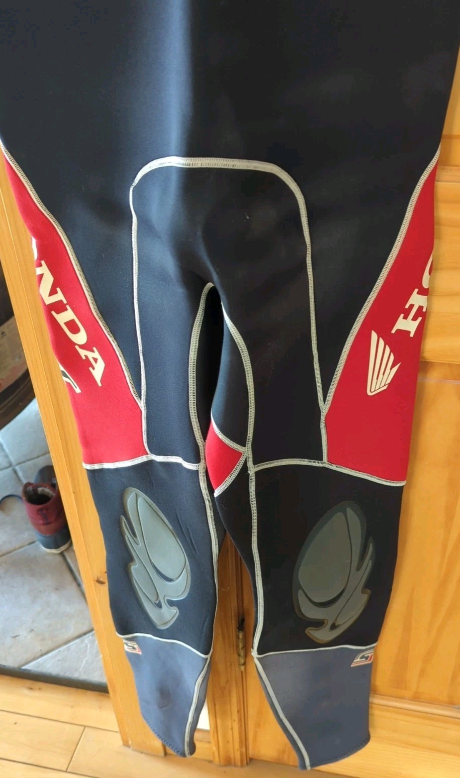 Honda JET SKI Slippery When Wet Aquatrax Full Body – No Sleeve Wetsuit MENS 2XL