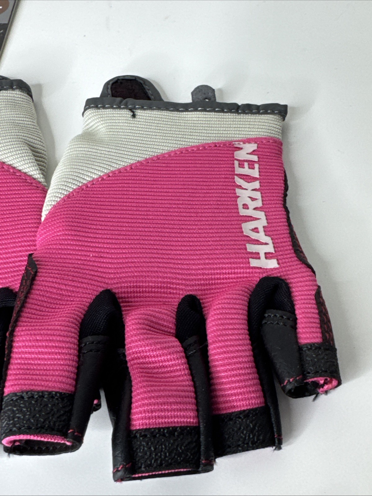 New Harken Spectrum Sailing Gloves Pink 3/4 Finger Junior Large JL
