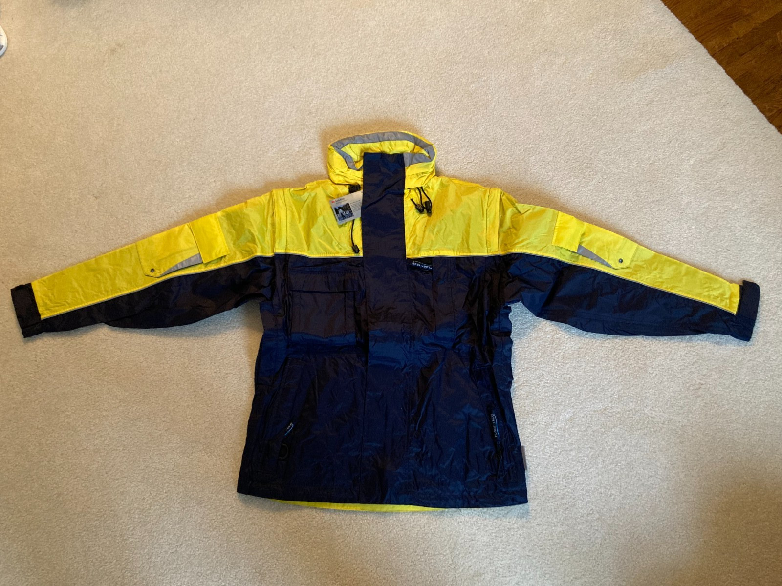 NEW- Float Tech – Weather Inflatable Jacket with Reflective Material – XS