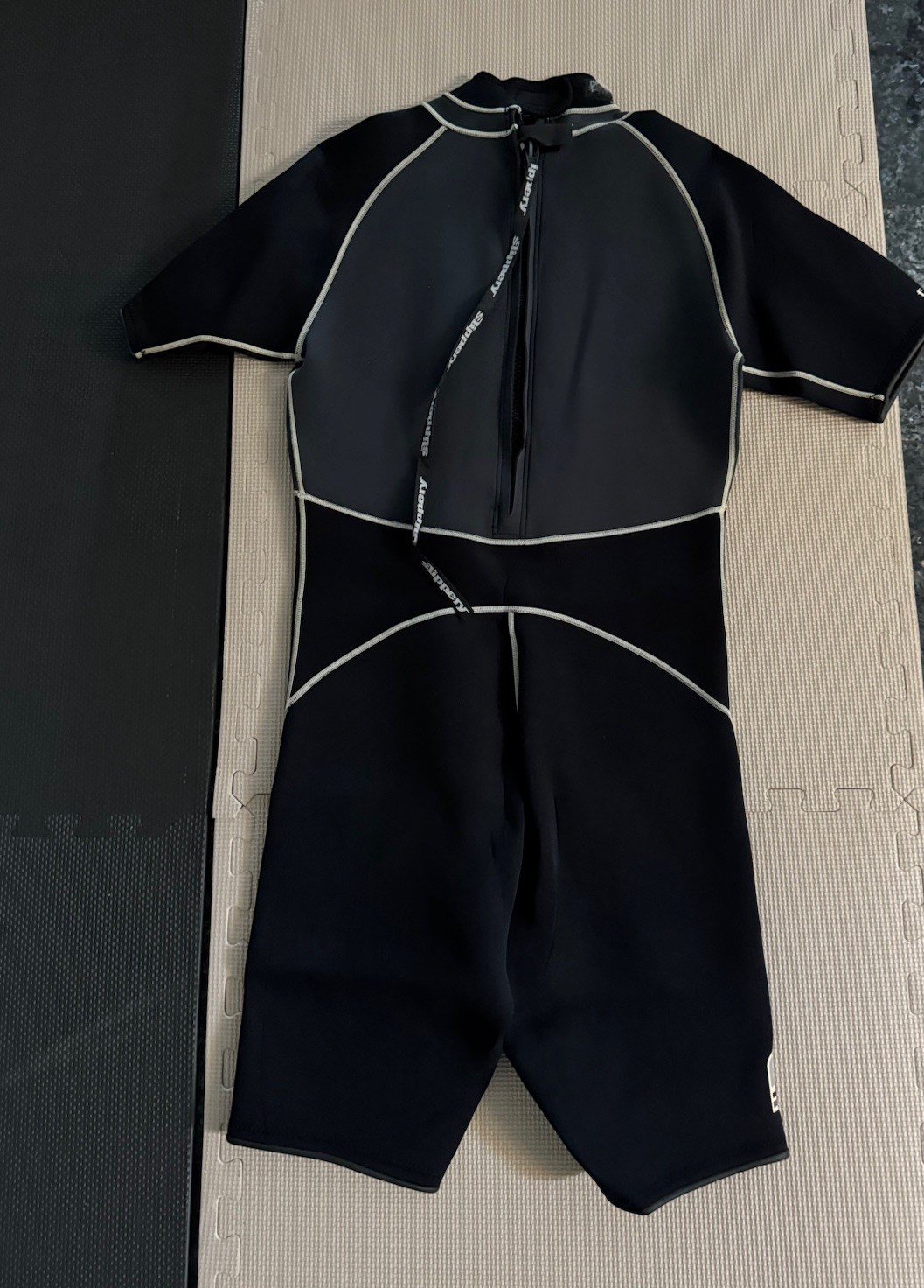 Slippery When Wet Black & Gray Trim X Large Reform Wetsuit