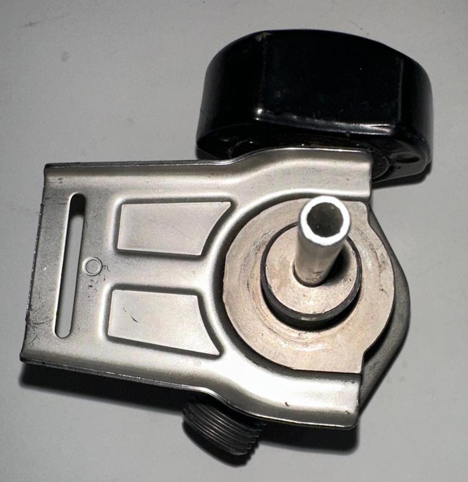 Scott Cylinder and Valve Assembly P/N 804840-00 Mechanical Reserve J-Valve