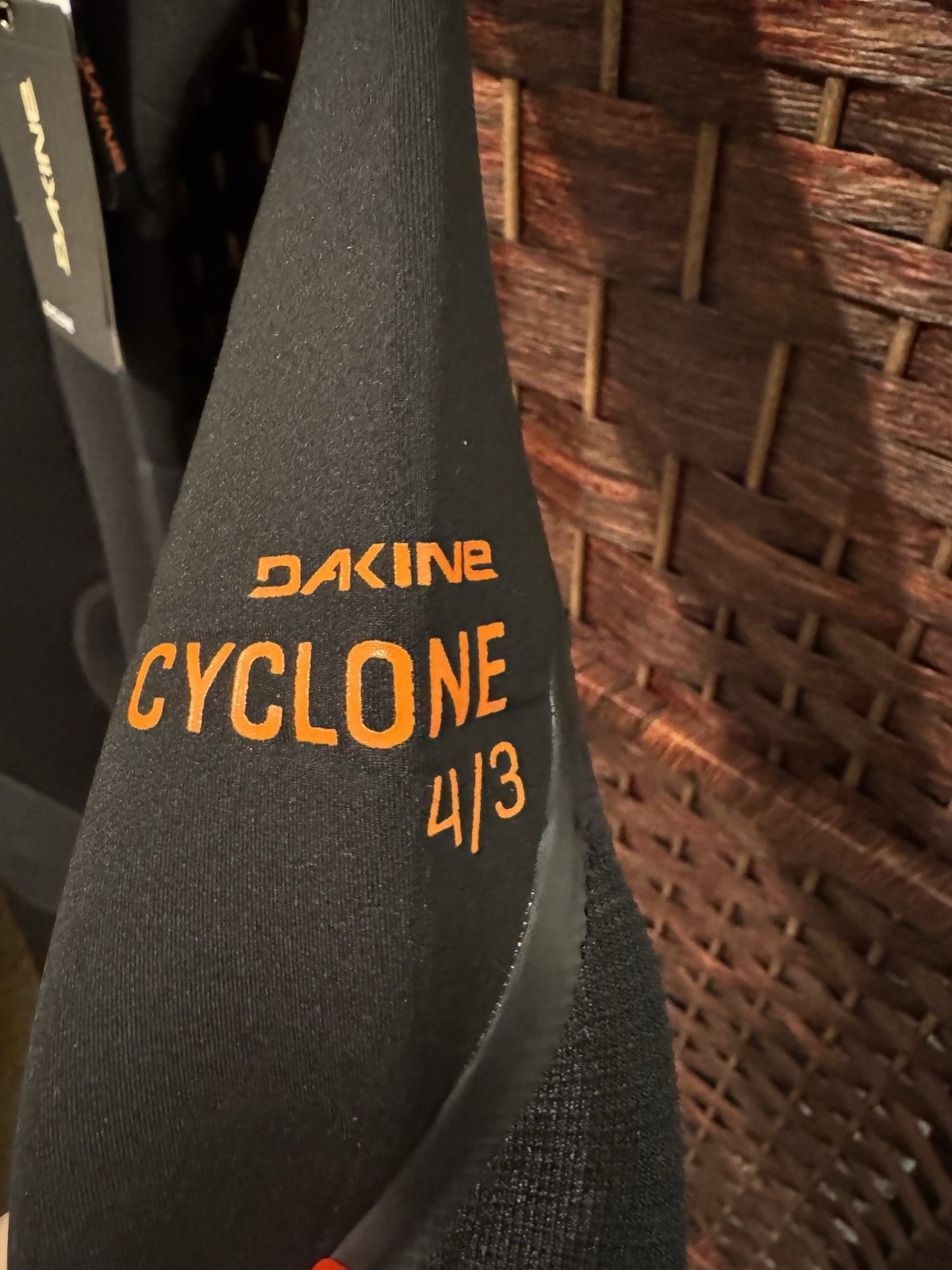 Dakine Cyclone 4/3mm Black Zip Free Full Wetsuit/Men’s Size X-Small