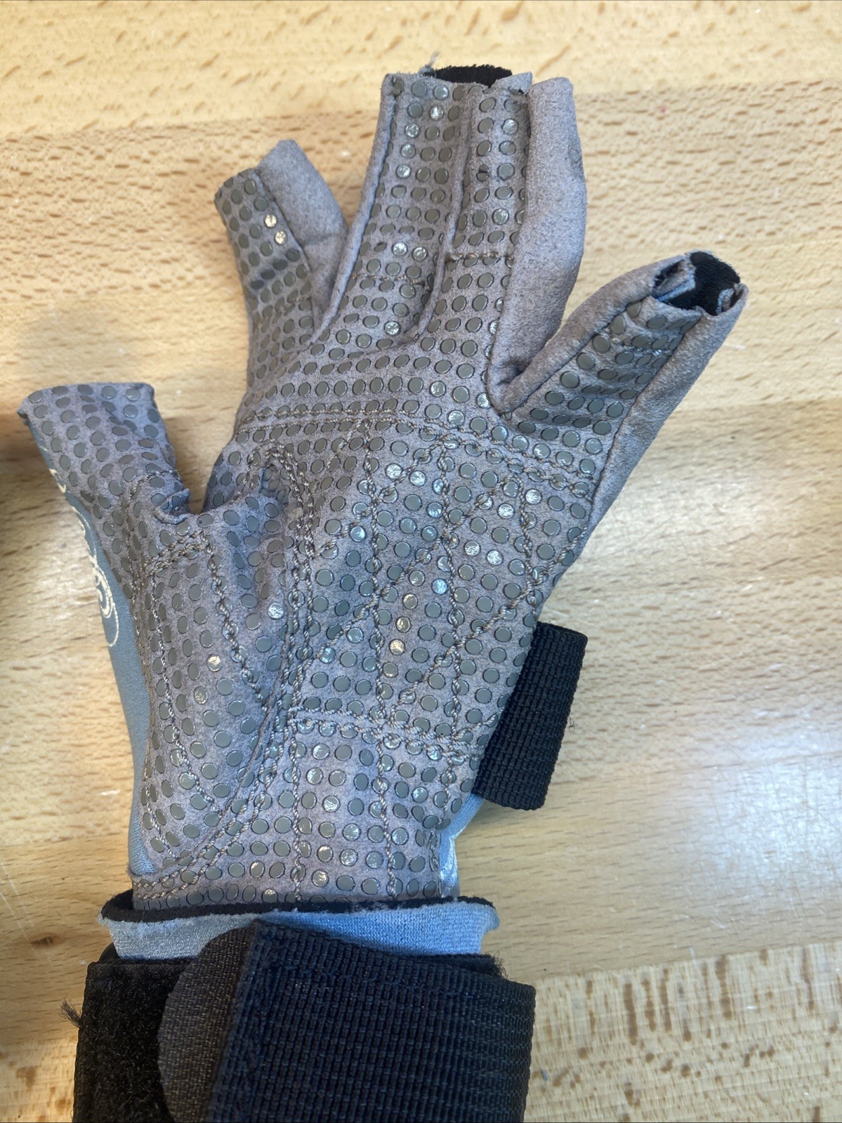 VTG HO Sports Water Ski Gloves Womens Med 3/4 Wrist Support Ultimate Grips