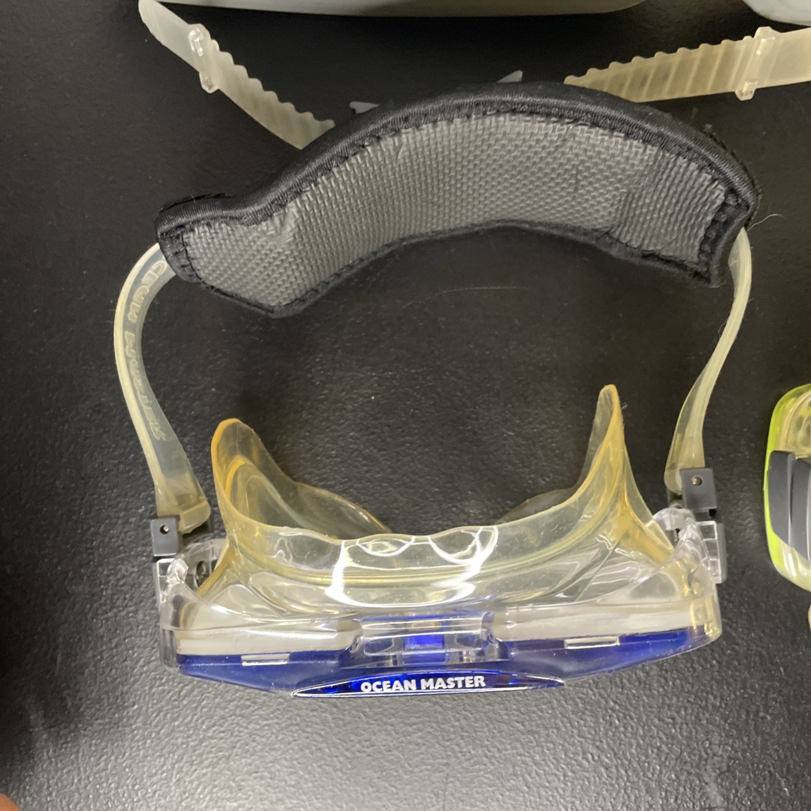 Ocean Master Tempered Glass Snorkeling Masks Q Strap Lot Of 3 With Cases